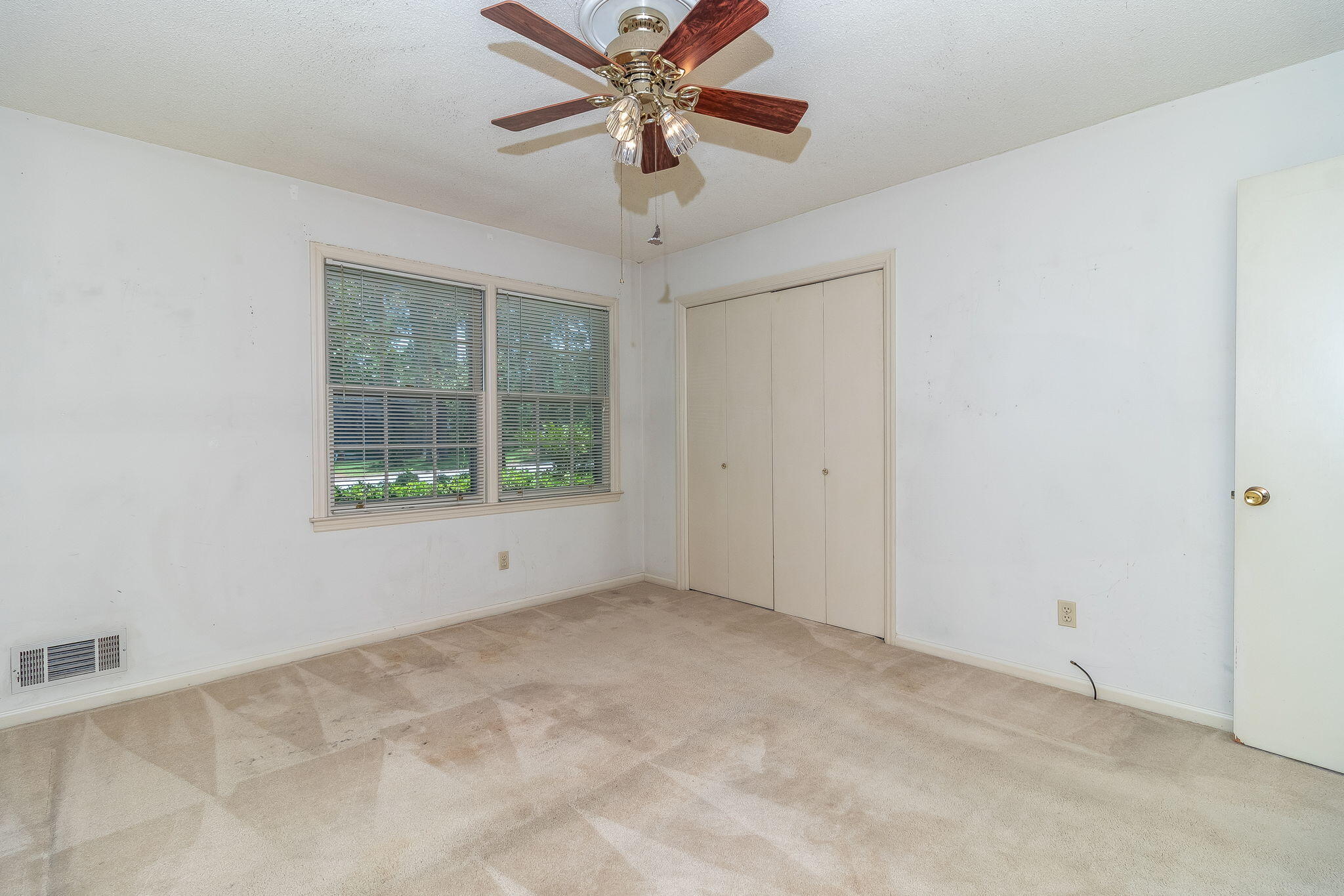 8135 Sir Lancelot Court