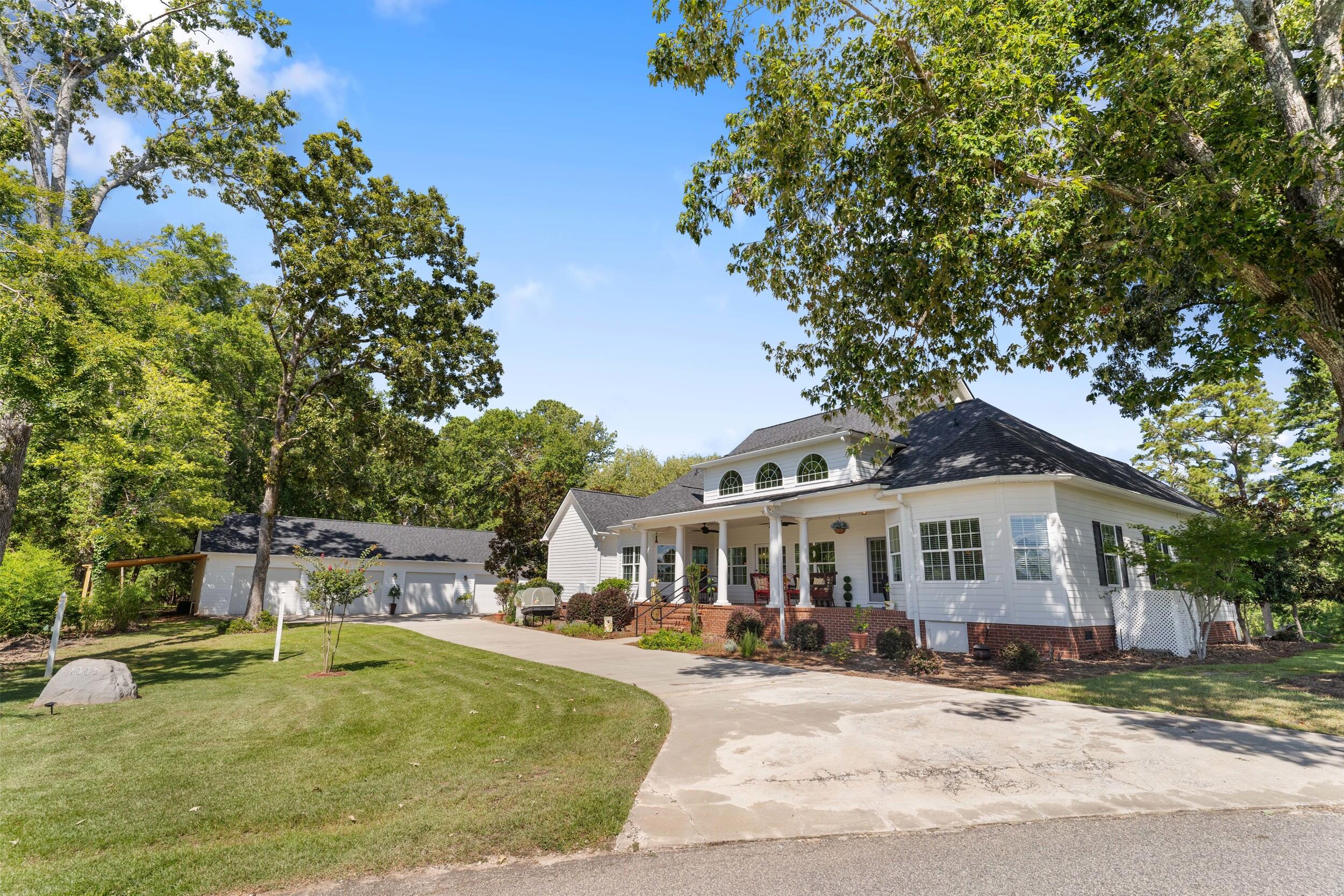 1003 Mohawk Drive