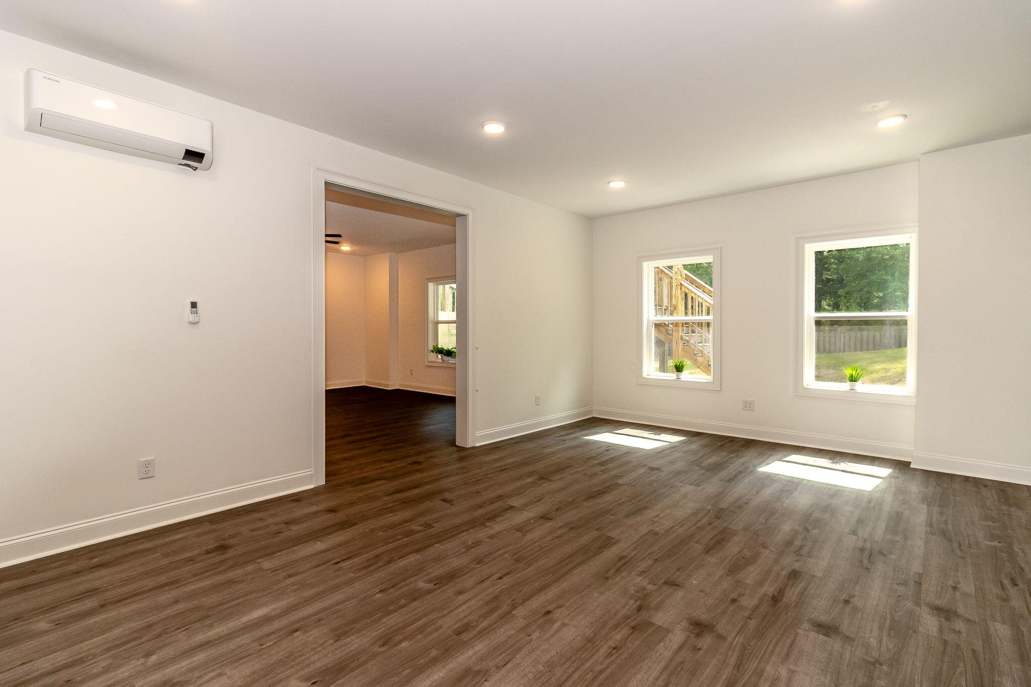 5629 Sunbury Loop