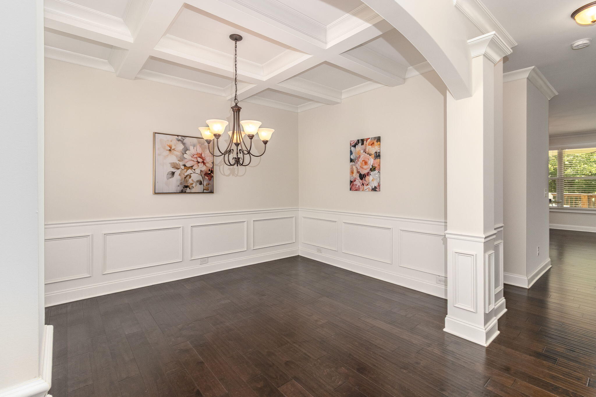 5629 Sunbury Loop
