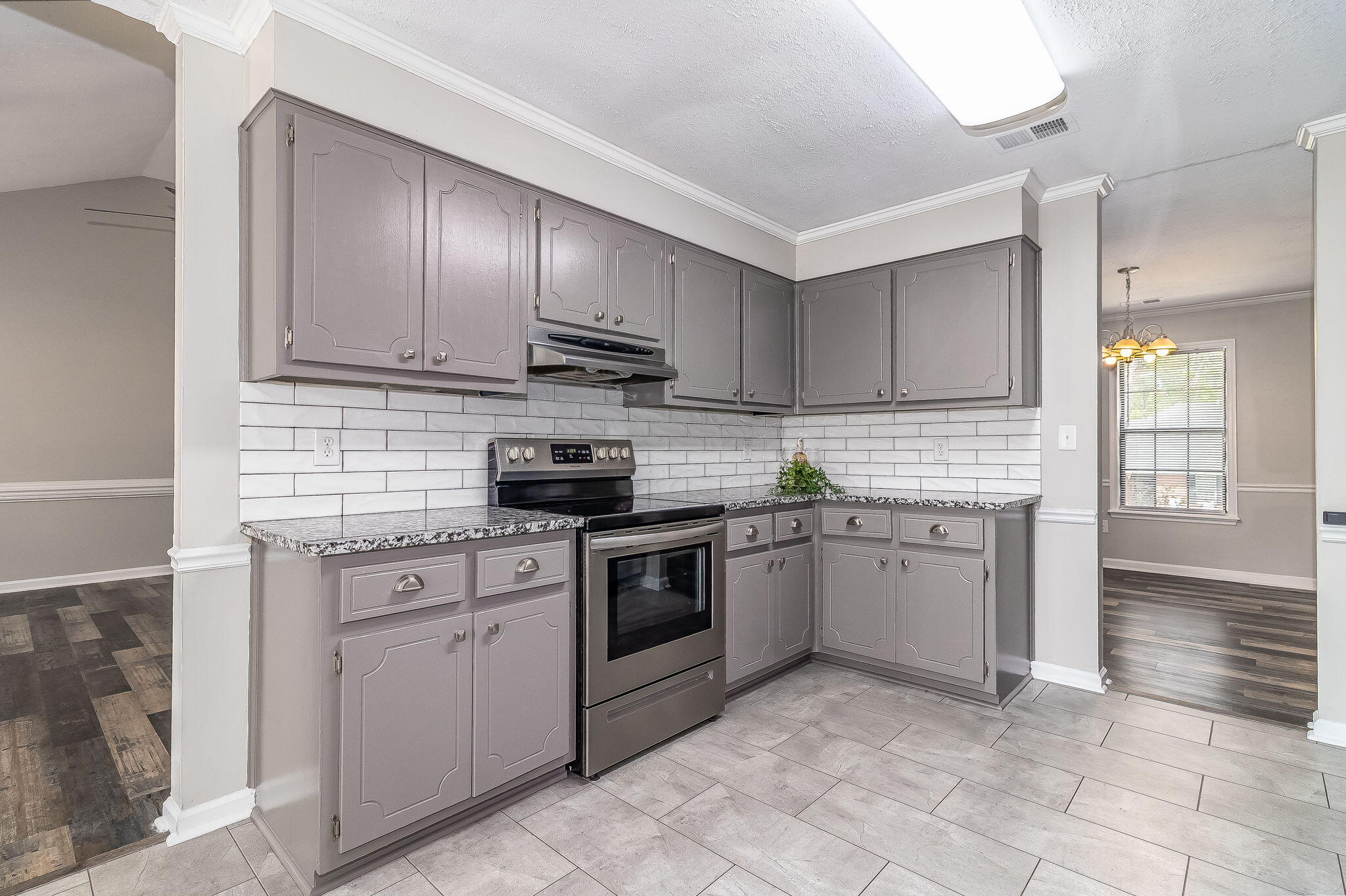 4344 Creekview Drive