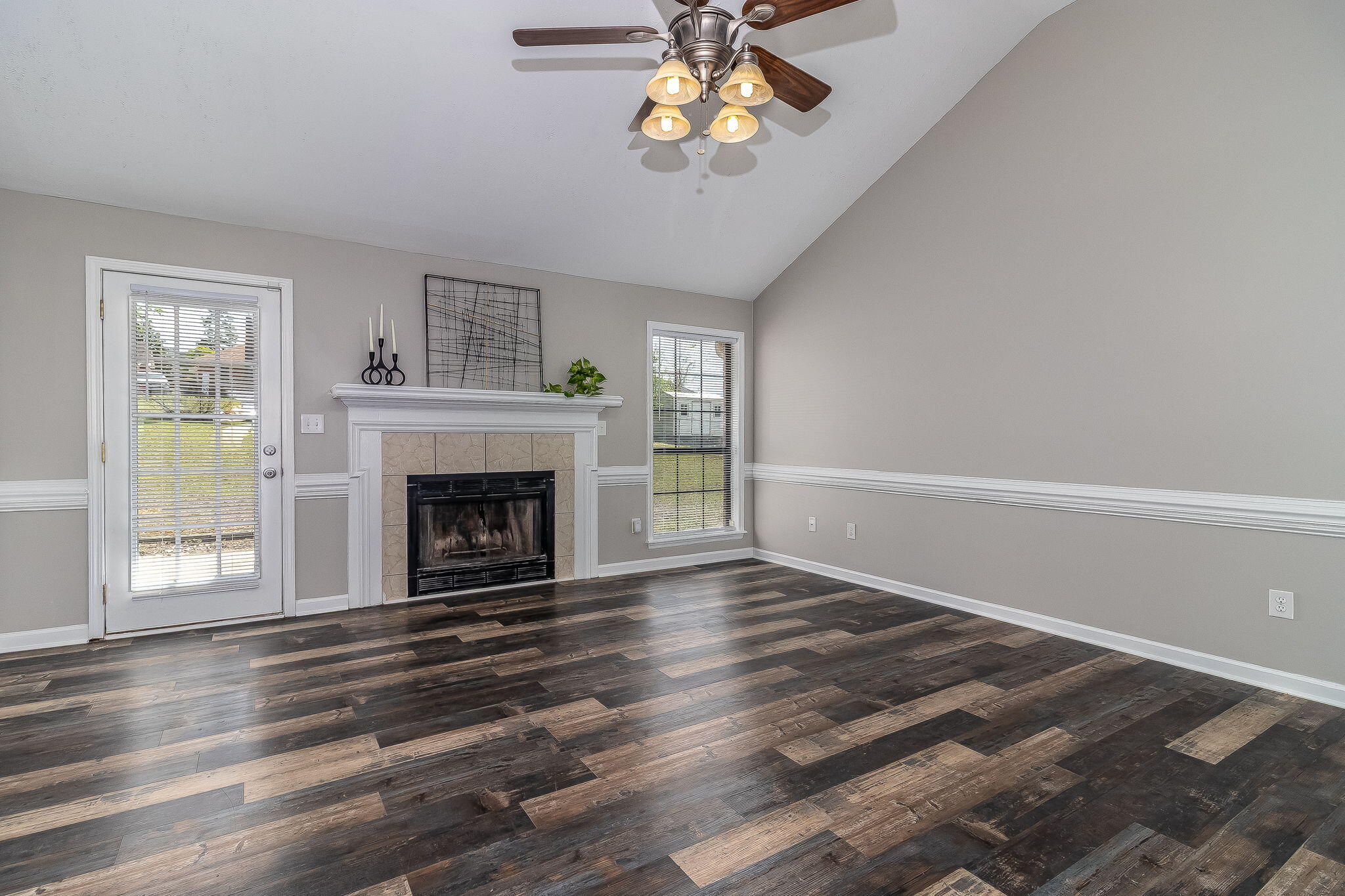 4344 Creekview Drive