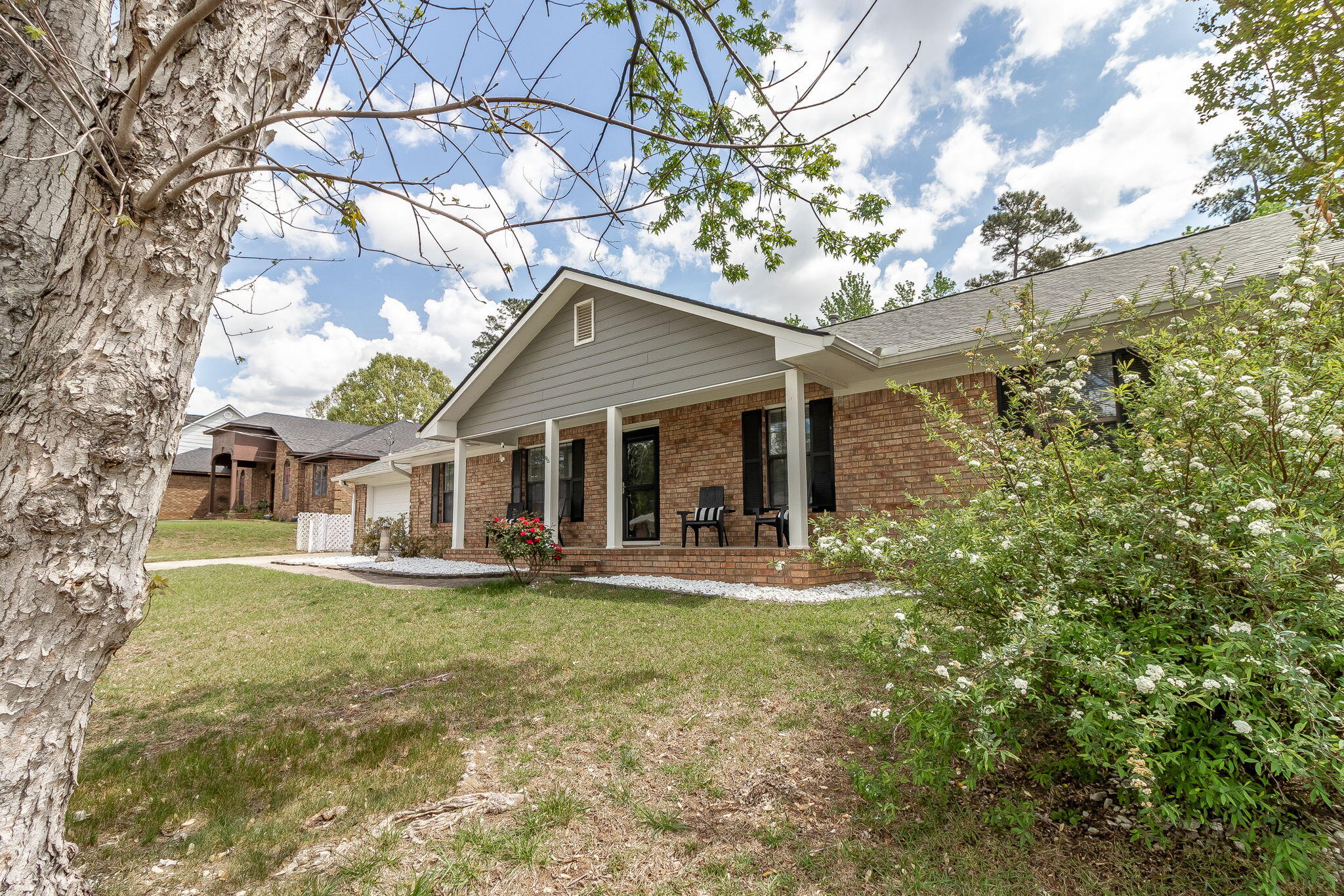 4344 Creekview Drive