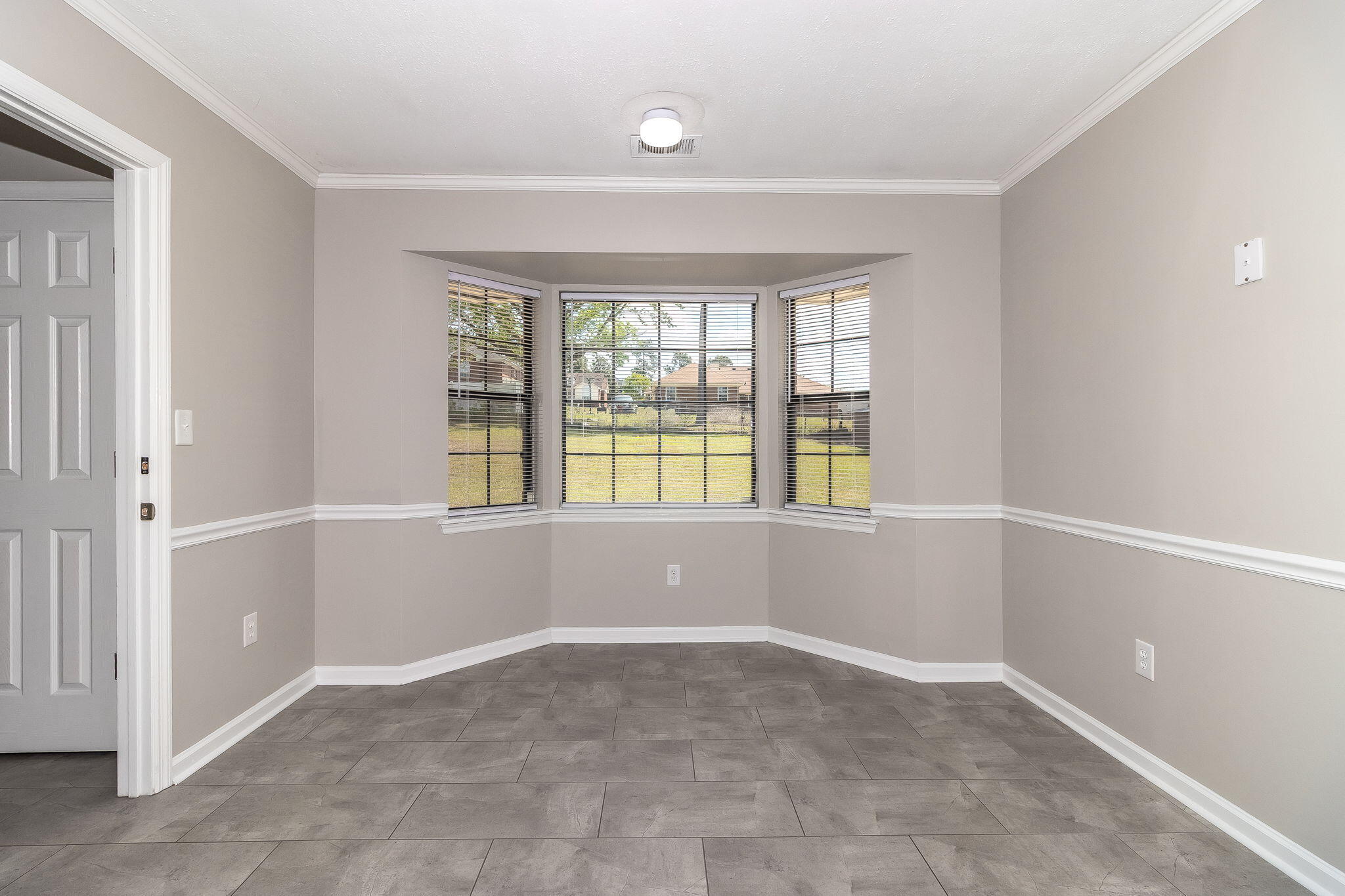 4344 Creekview Drive