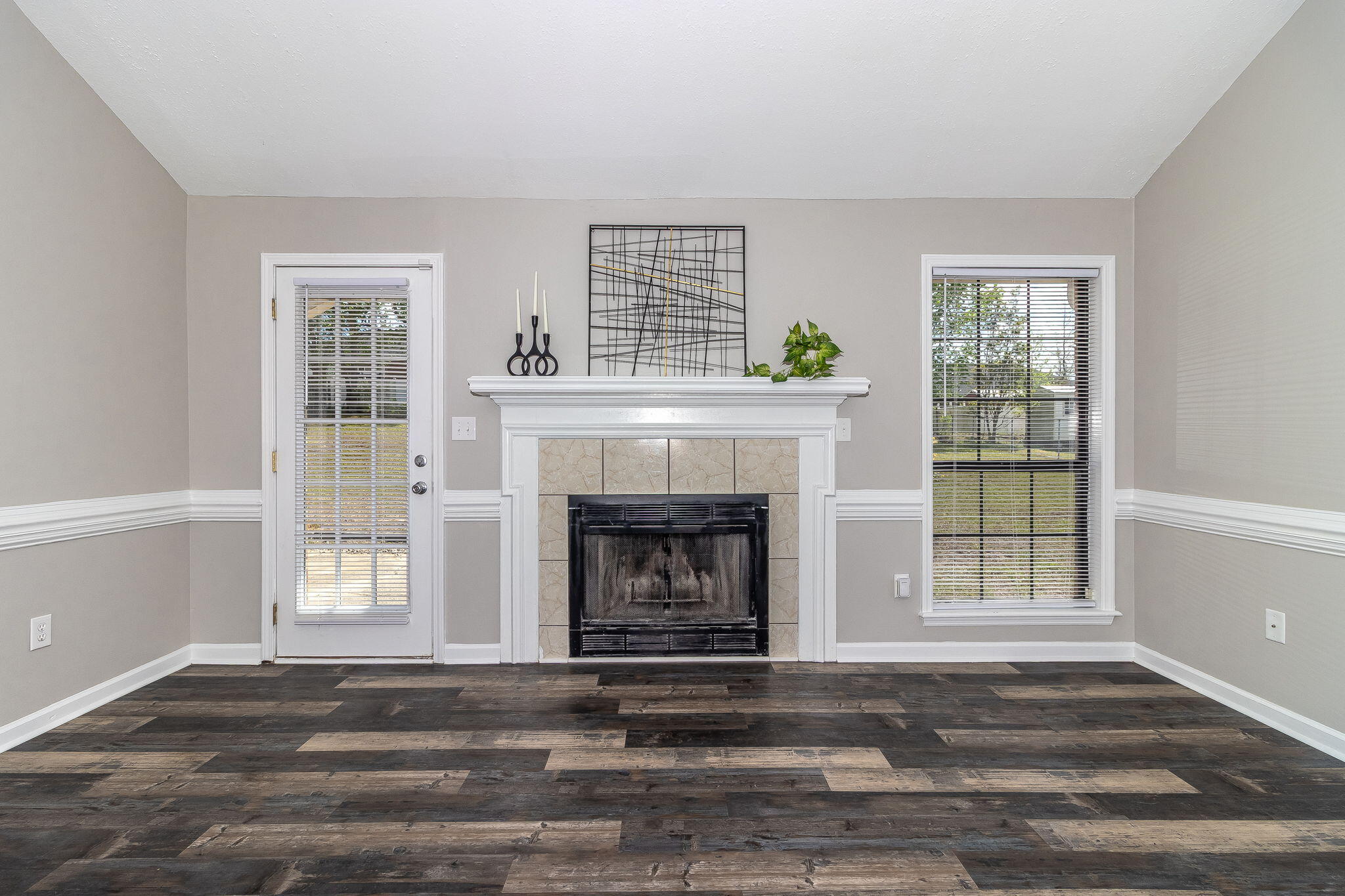 4344 Creekview Drive