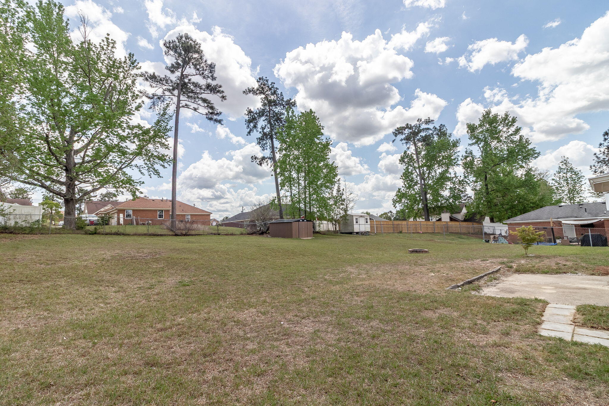 4344 Creekview Drive