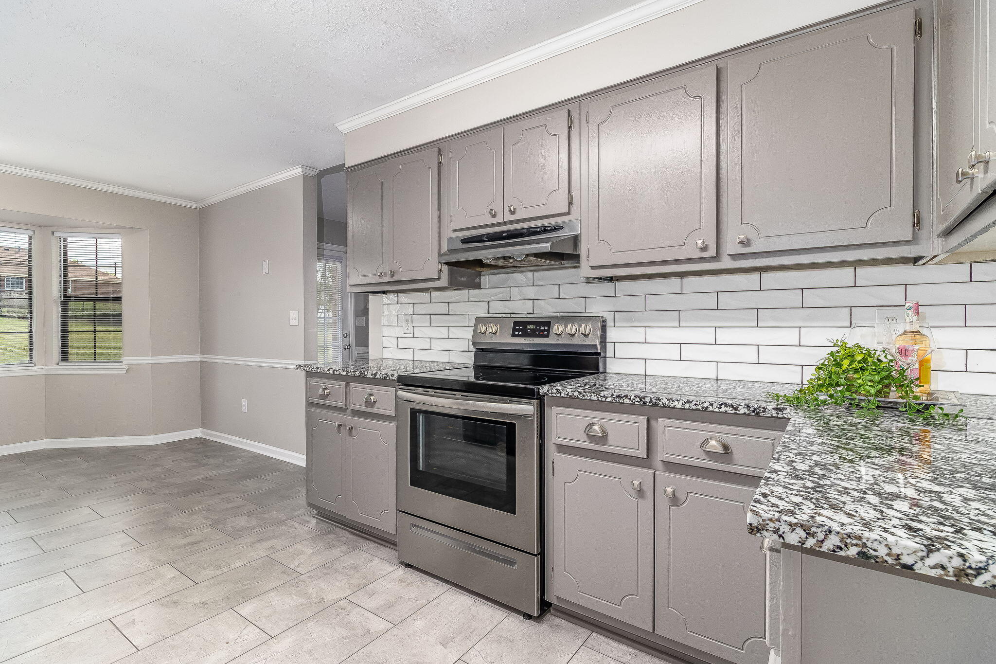 4344 Creekview Drive