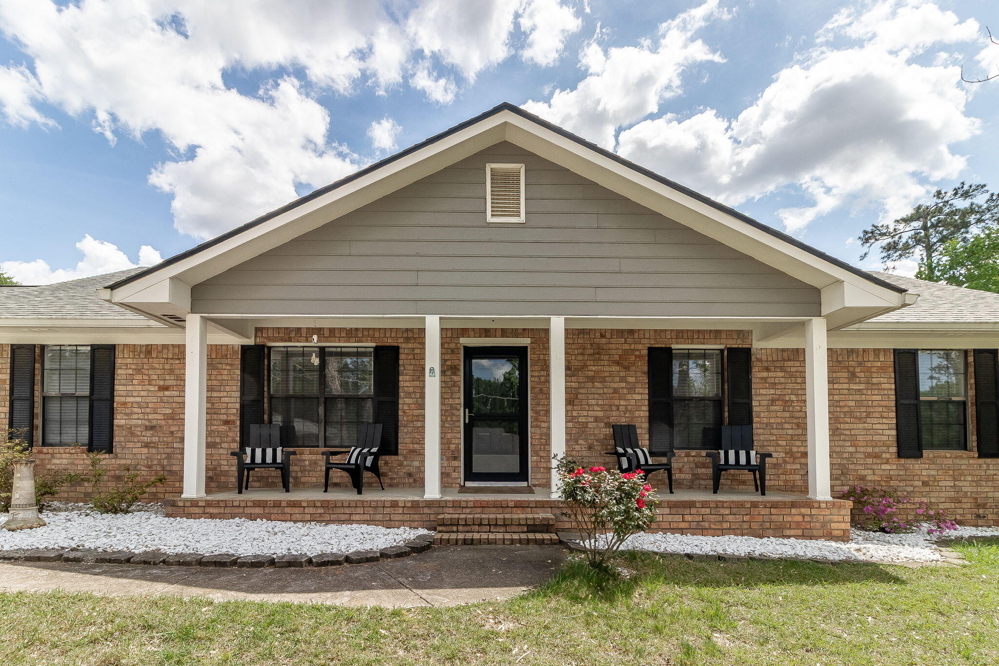 4344 Creekview Drive