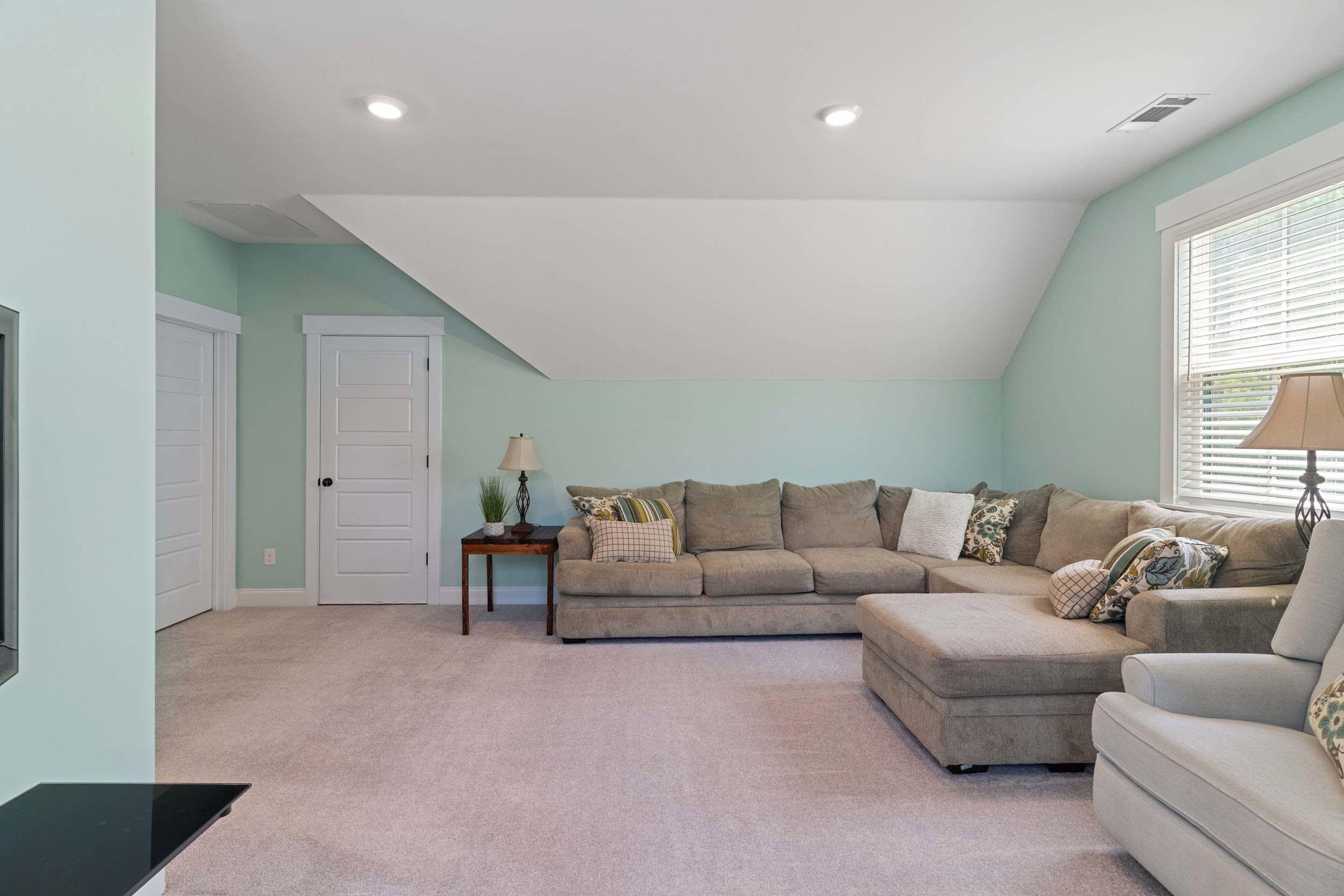 5172 Mill Creek Lane