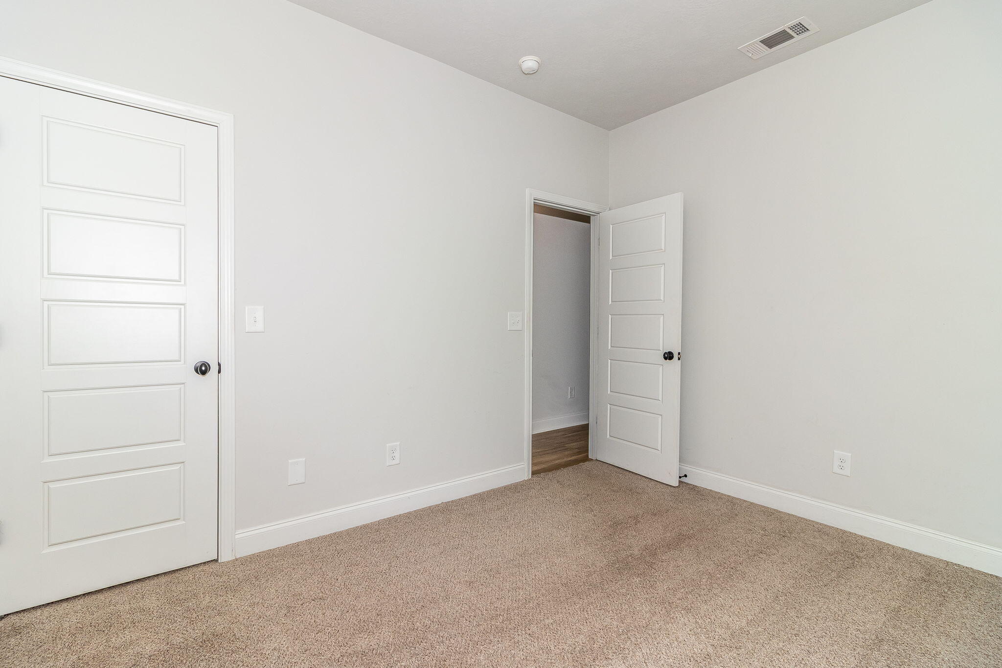 1114 Dodge Lane