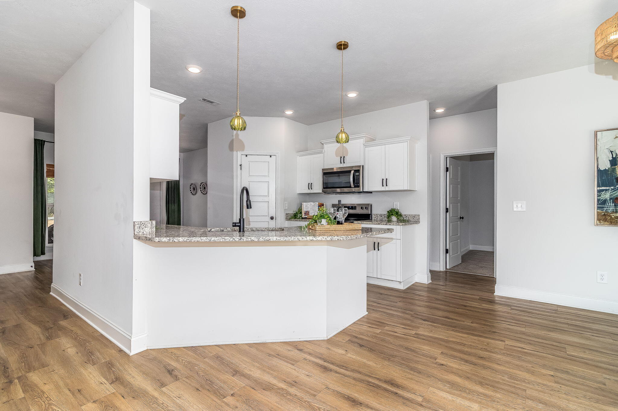 1114 Dodge Lane