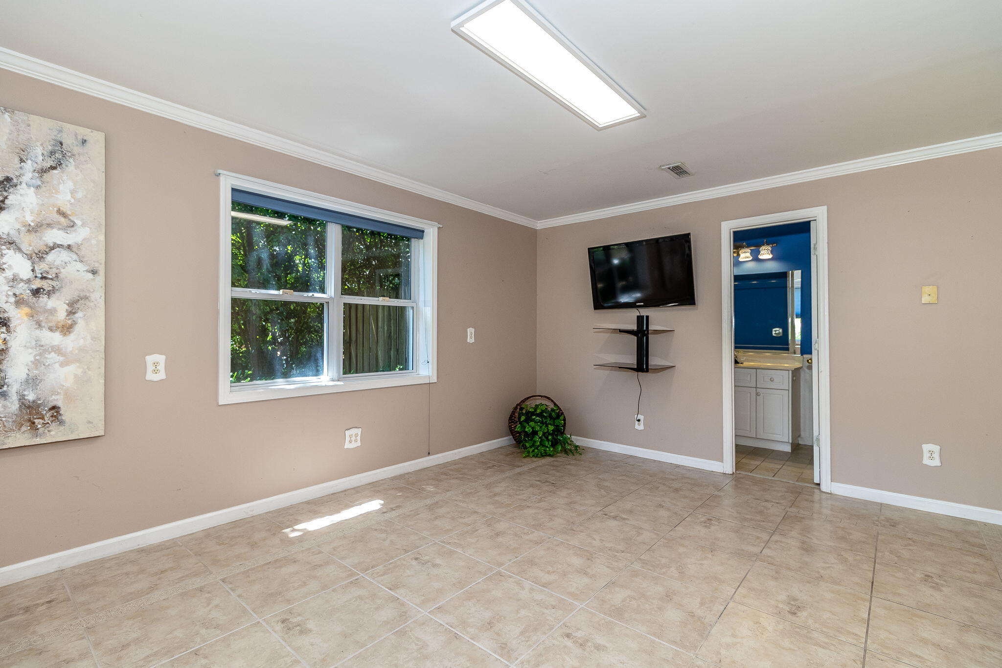 993 Shadwell Drive