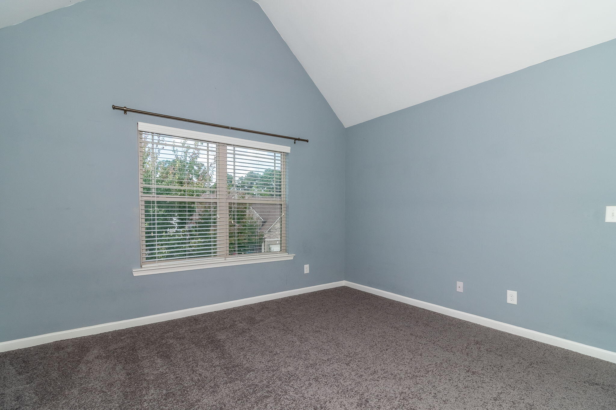 6077 Reynolds Circle