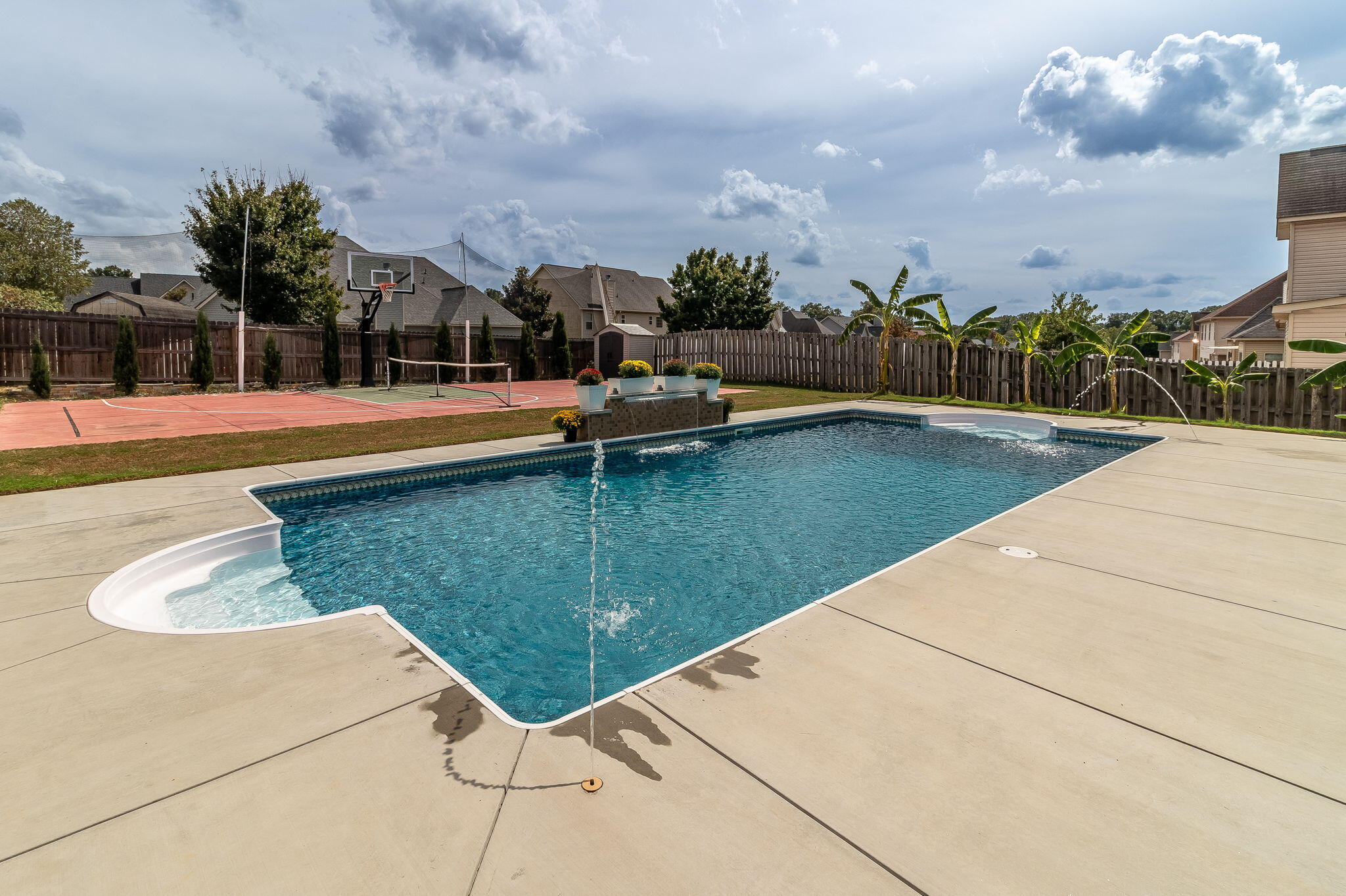 6077 Reynolds Circle