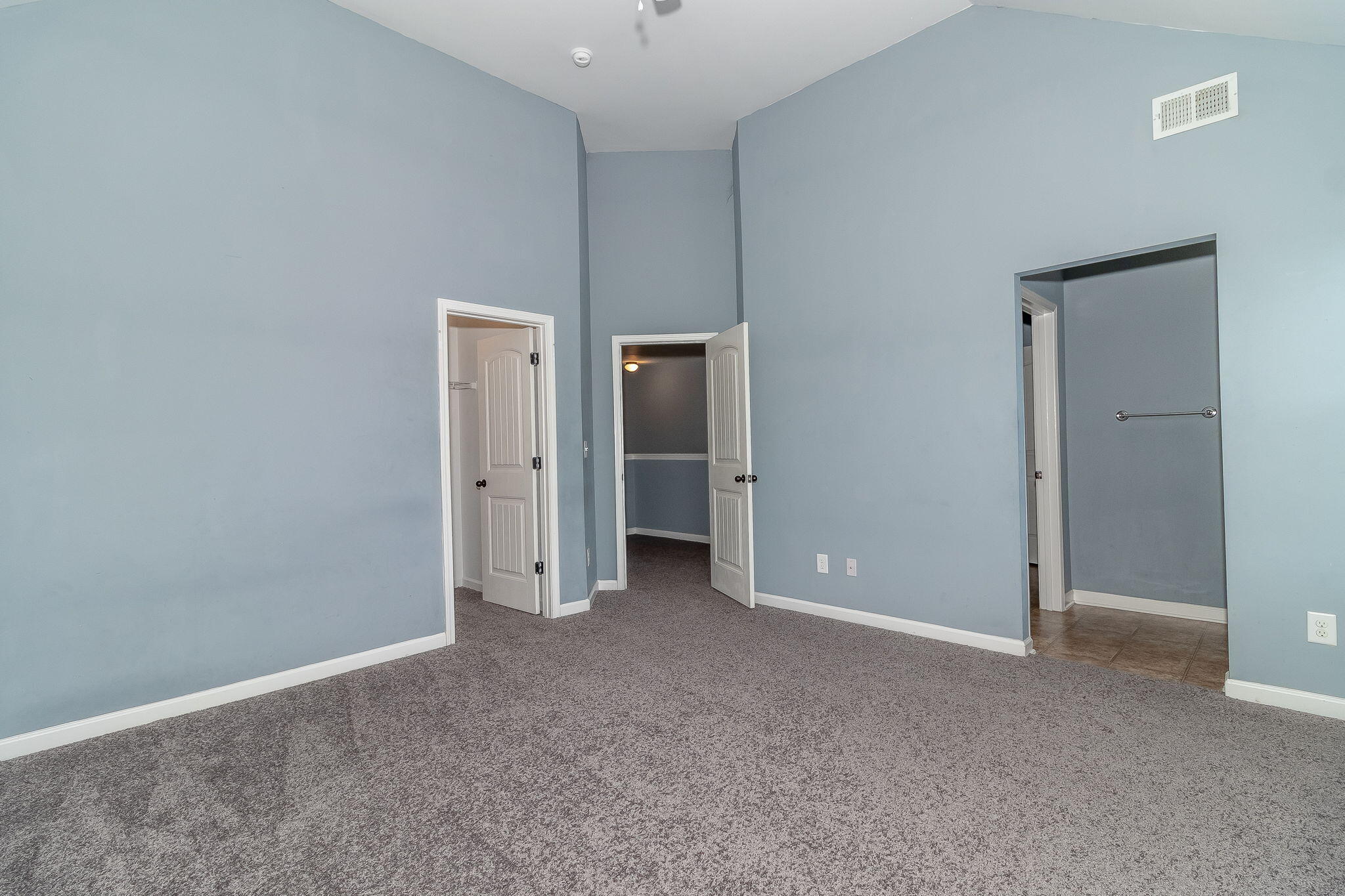 6077 Reynolds Circle