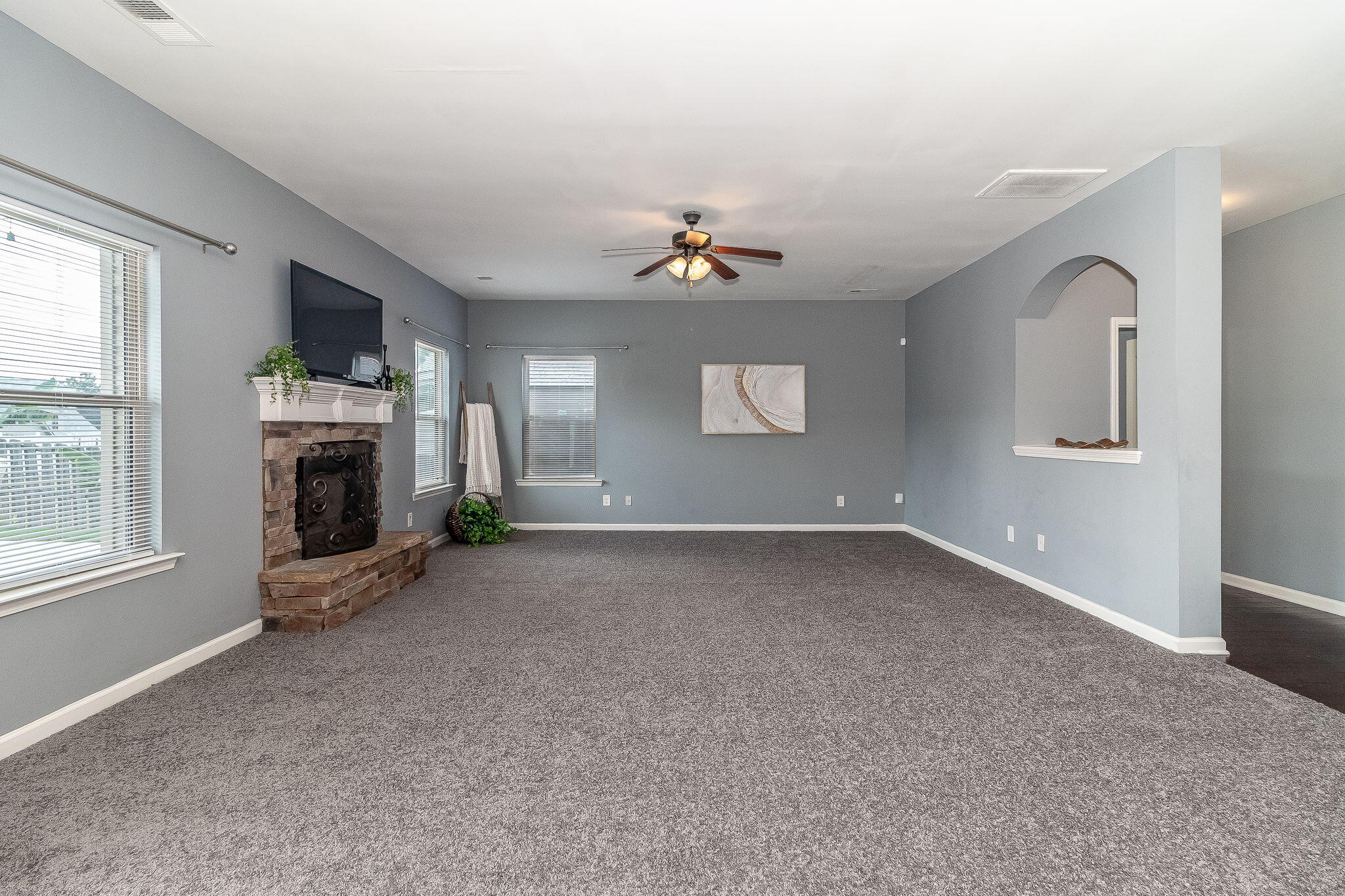 6077 Reynolds Circle