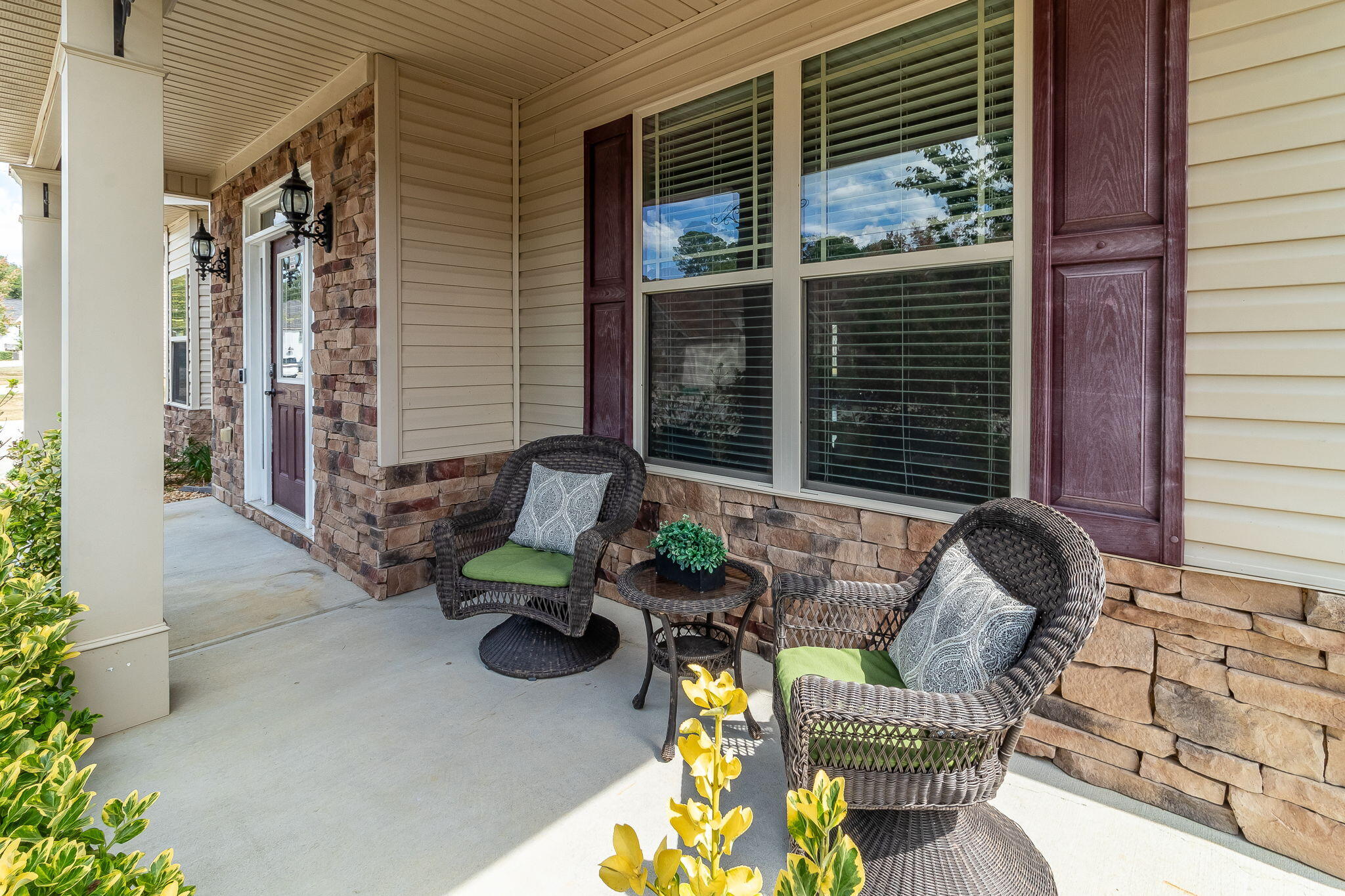 6077 Reynolds Circle