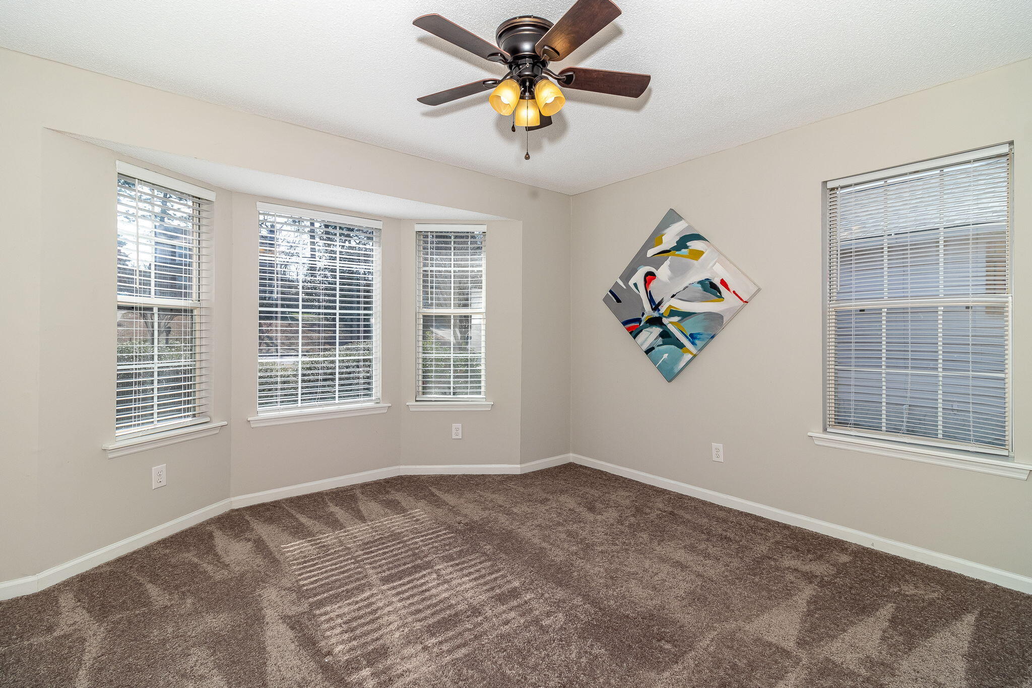 633 Ridgefield Drive