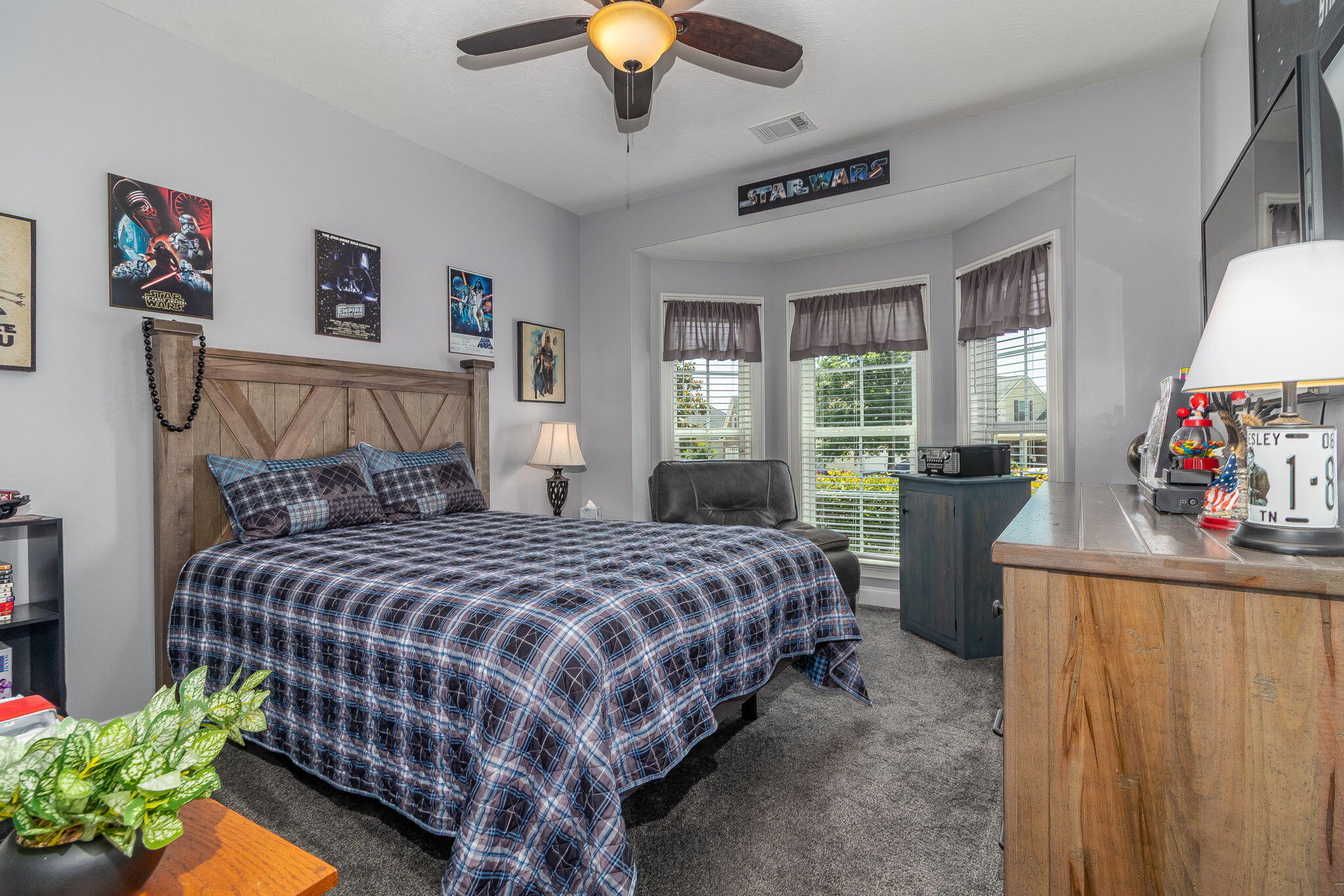 4092 Starview Lane
