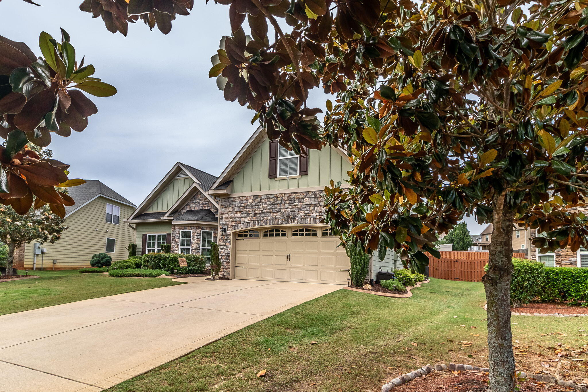4092 Starview Lane