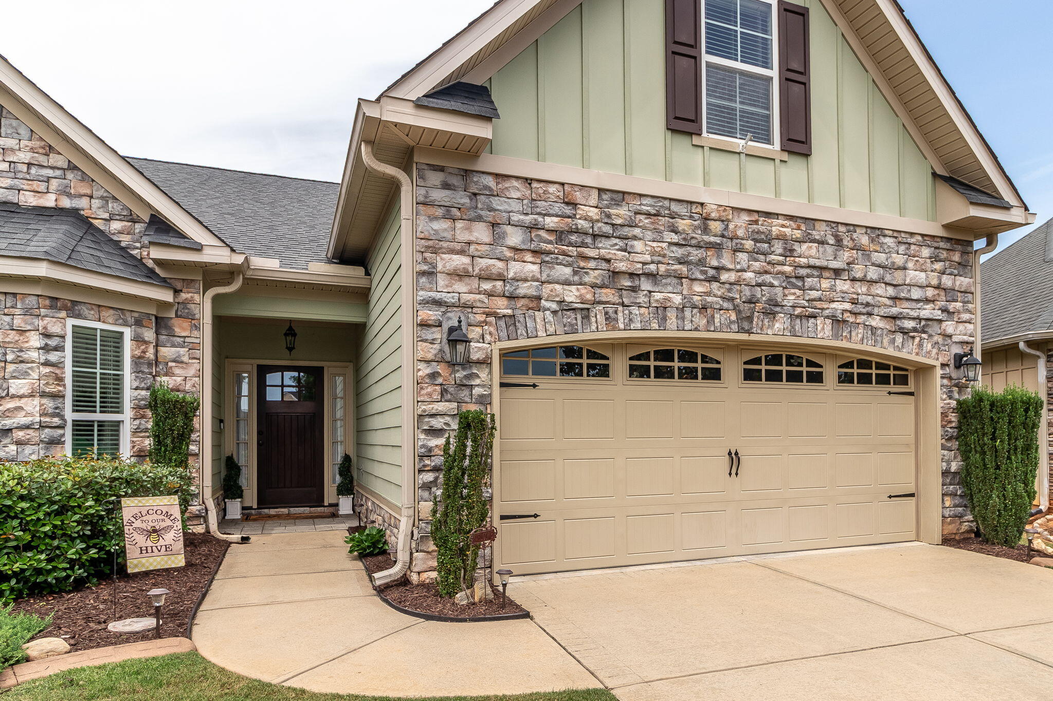 4092 Starview Lane