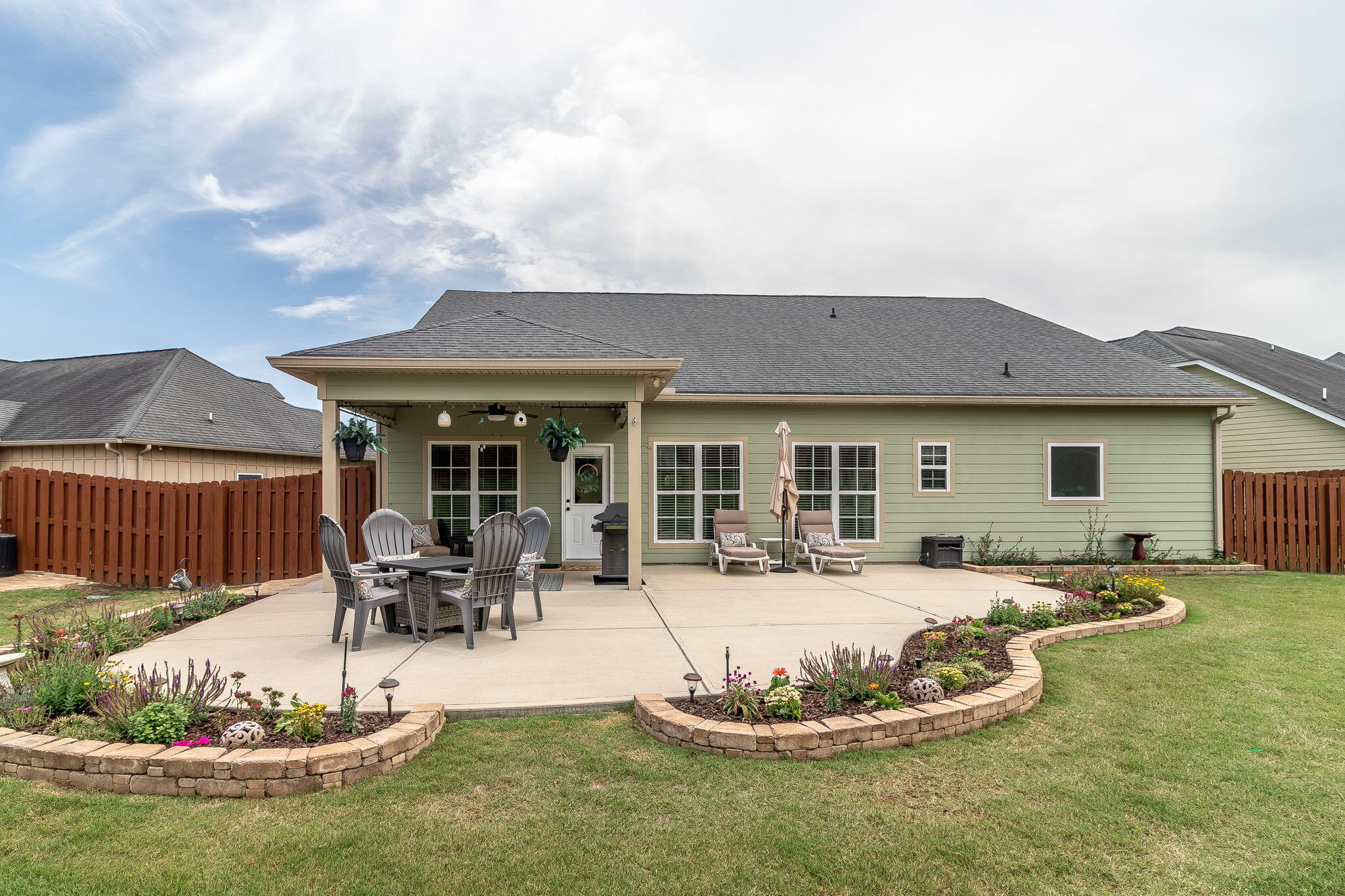 4092 Starview Lane