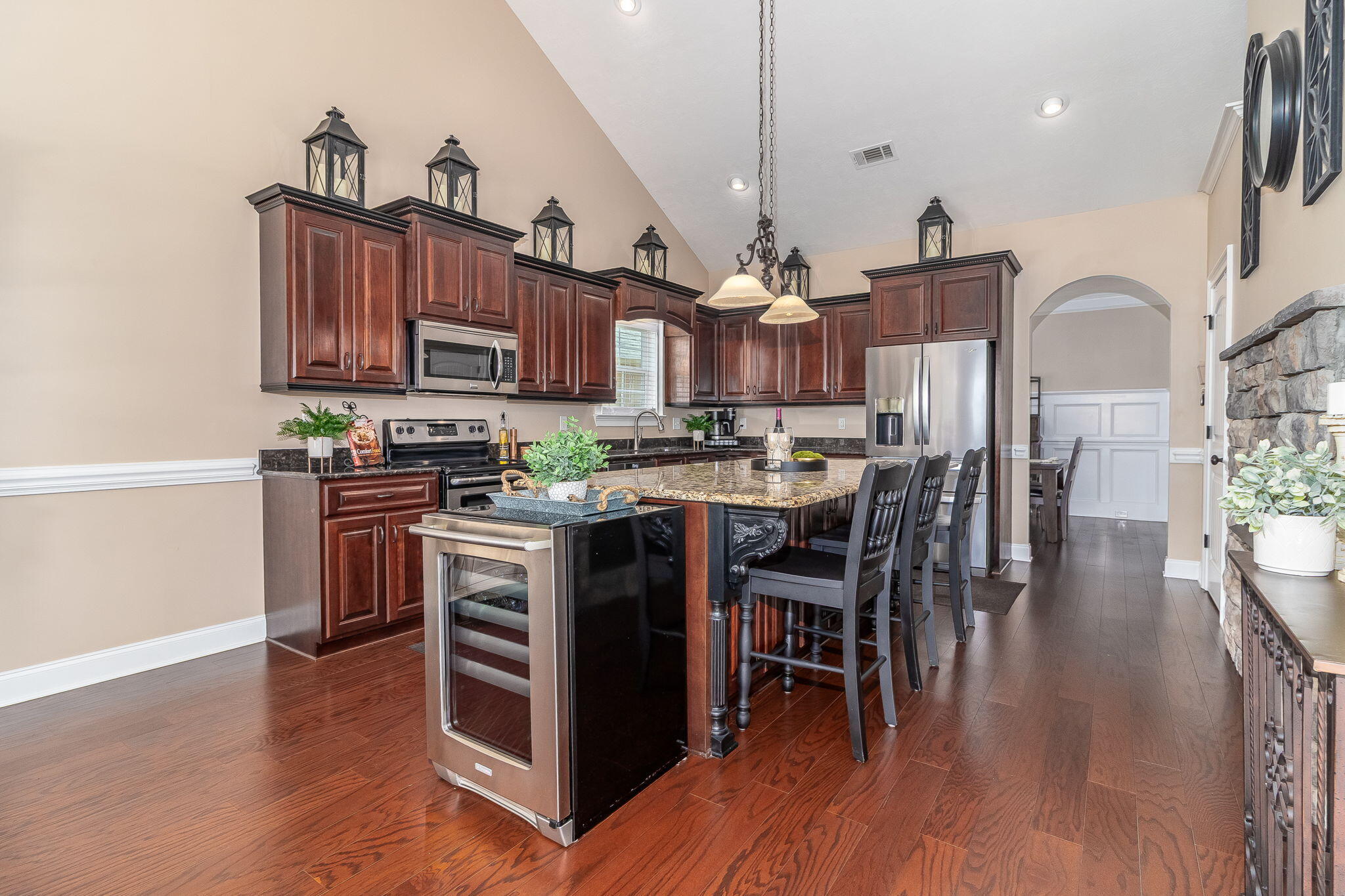 4092 Starview Lane