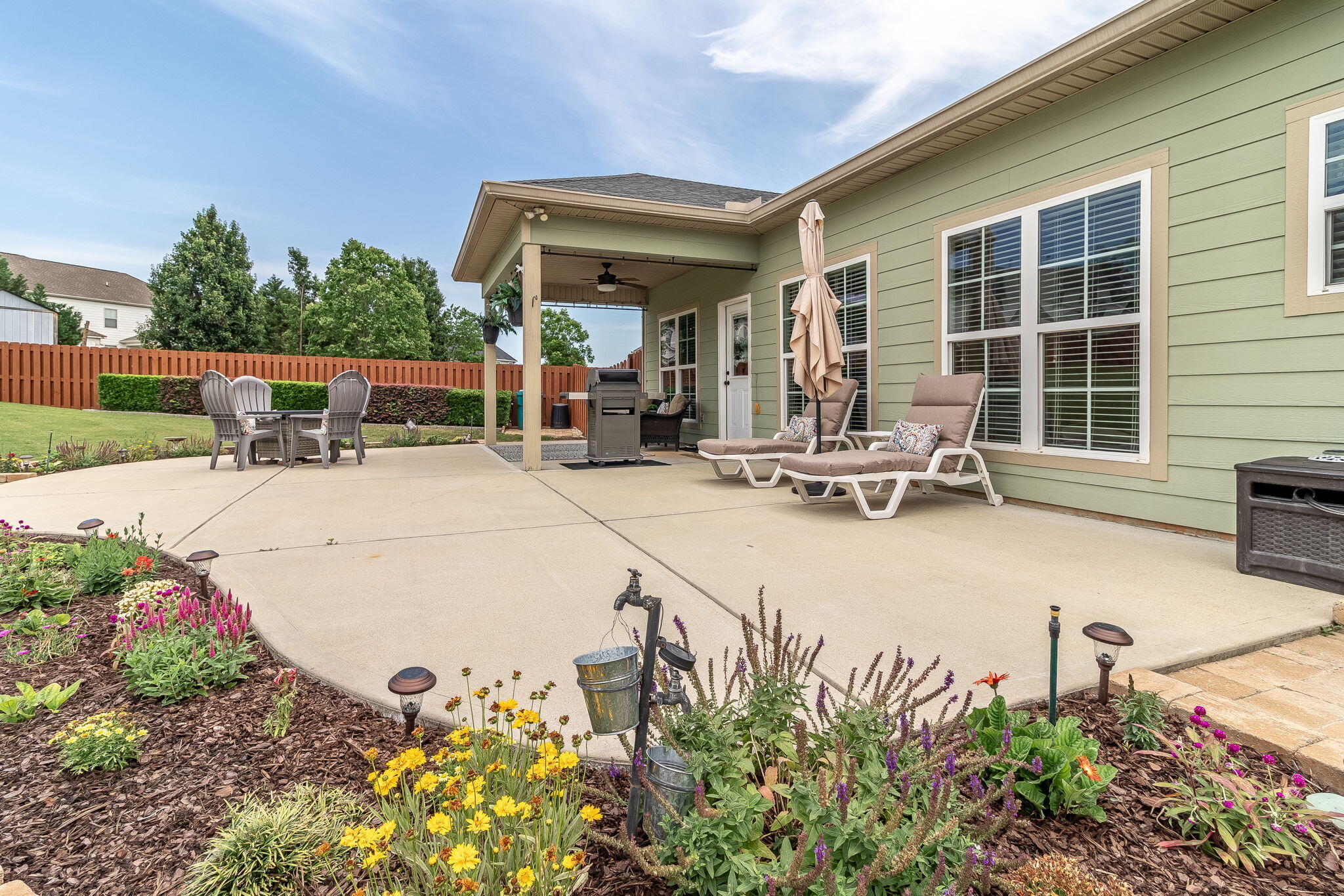 4092 Starview Lane