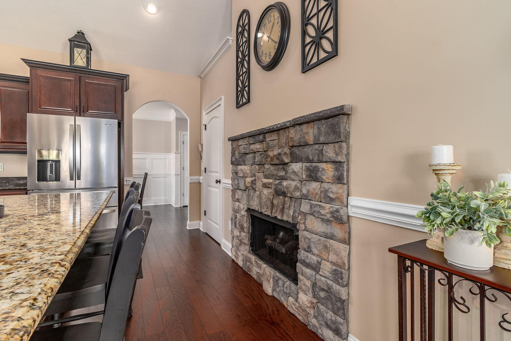 4092 Starview Lane