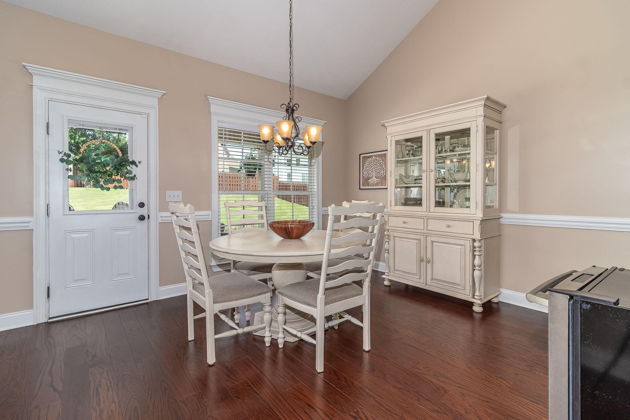 4092 Starview Lane