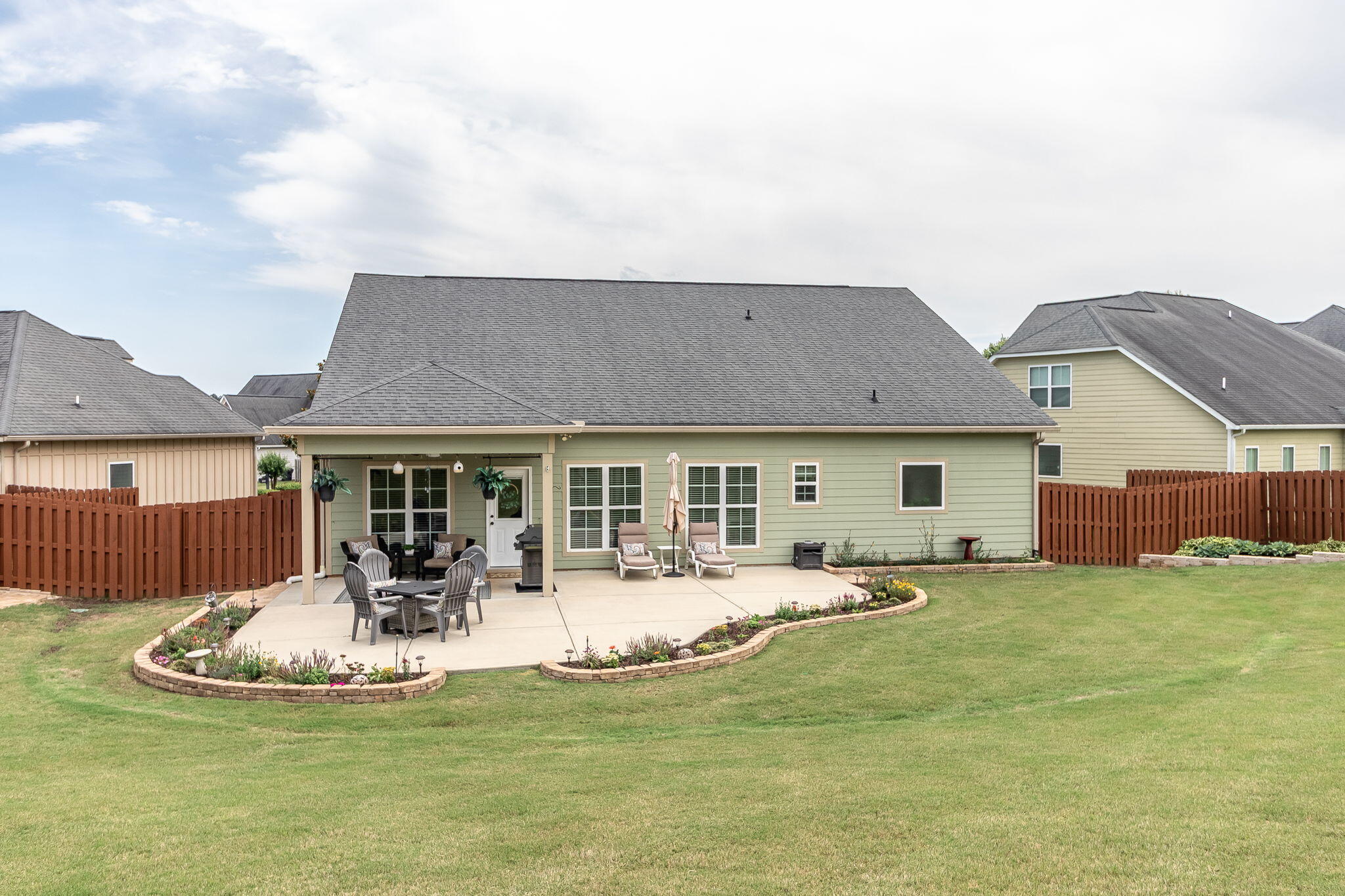 4092 Starview Lane