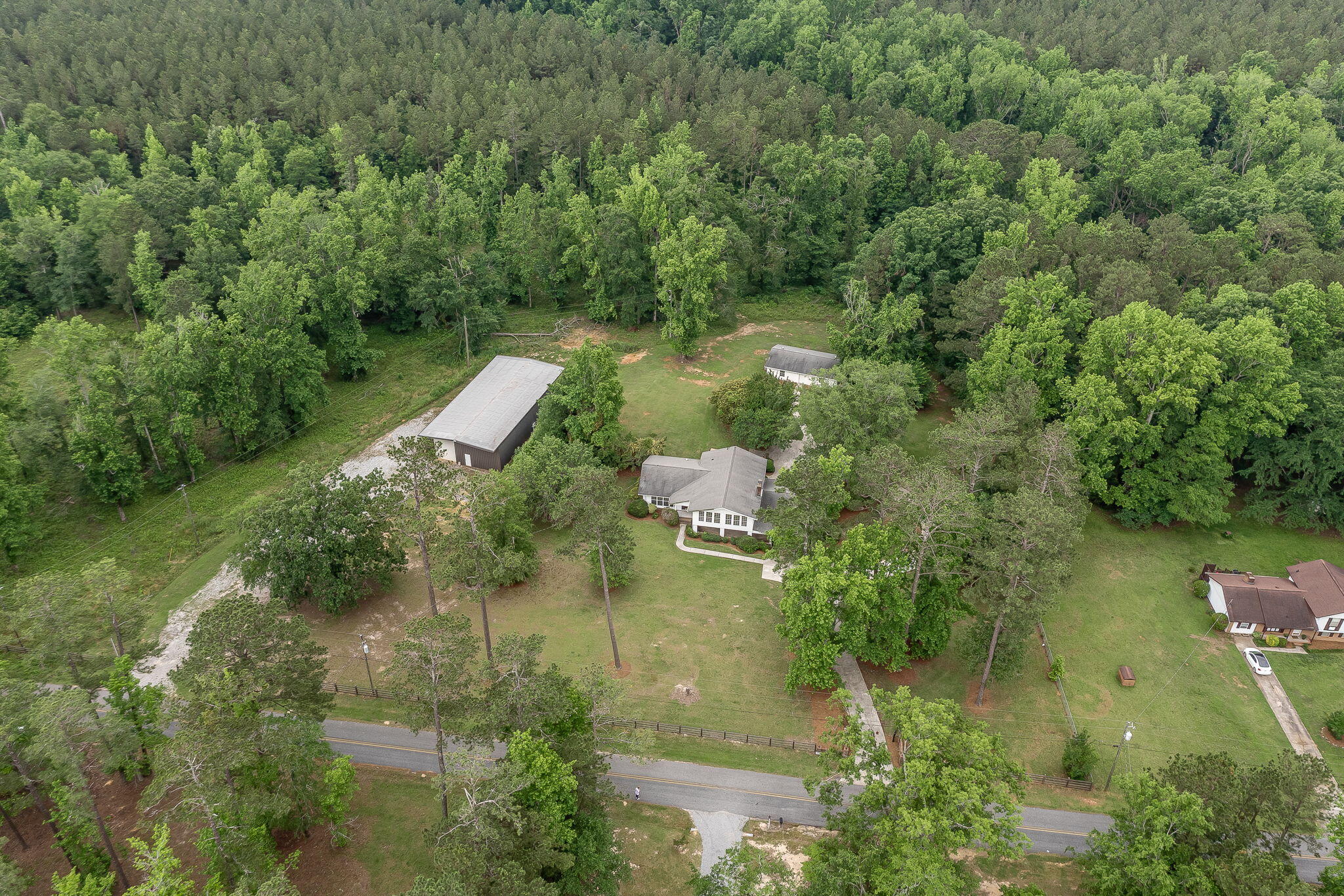563 Lakewood Drive