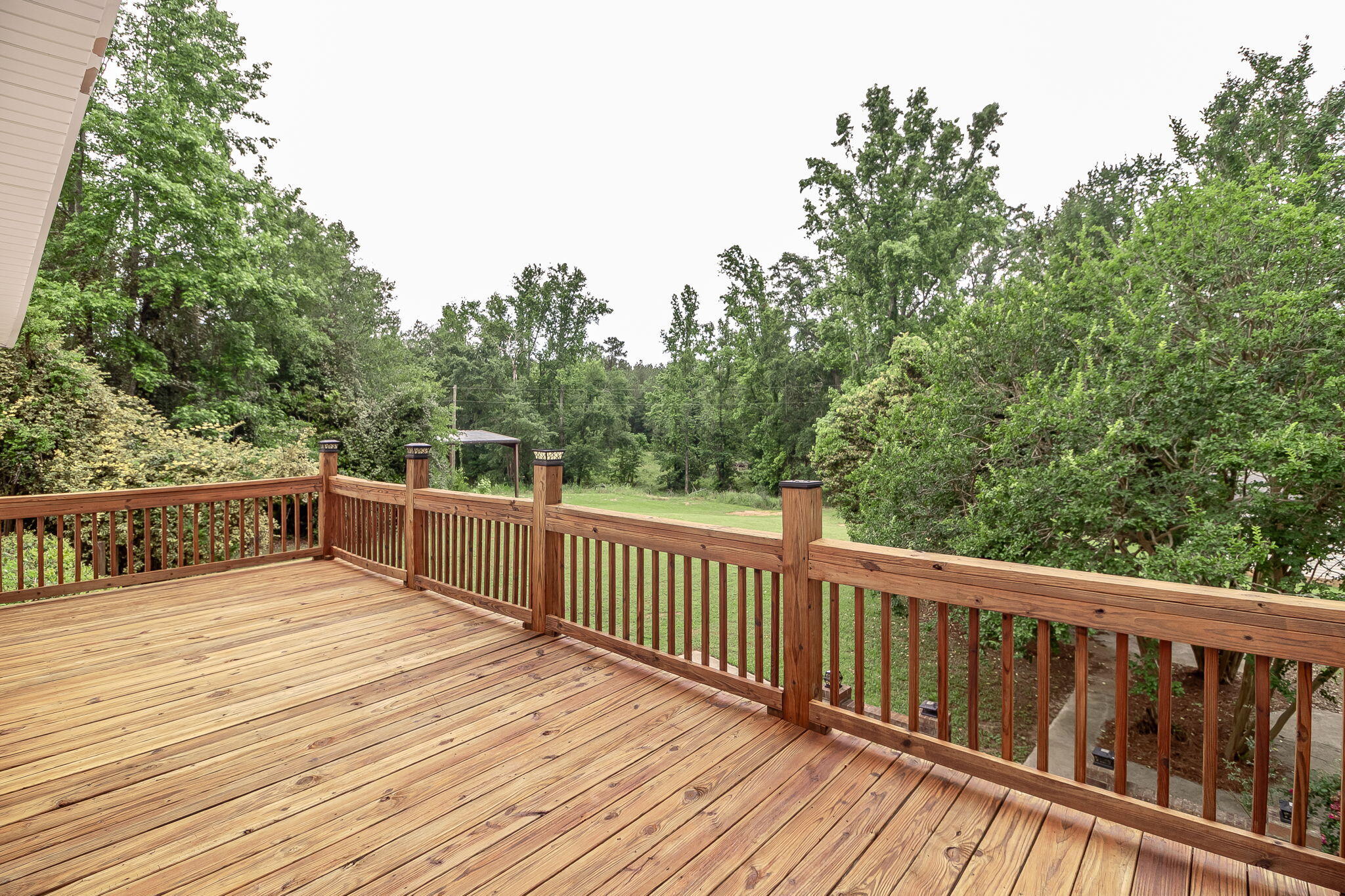 563 Lakewood Drive