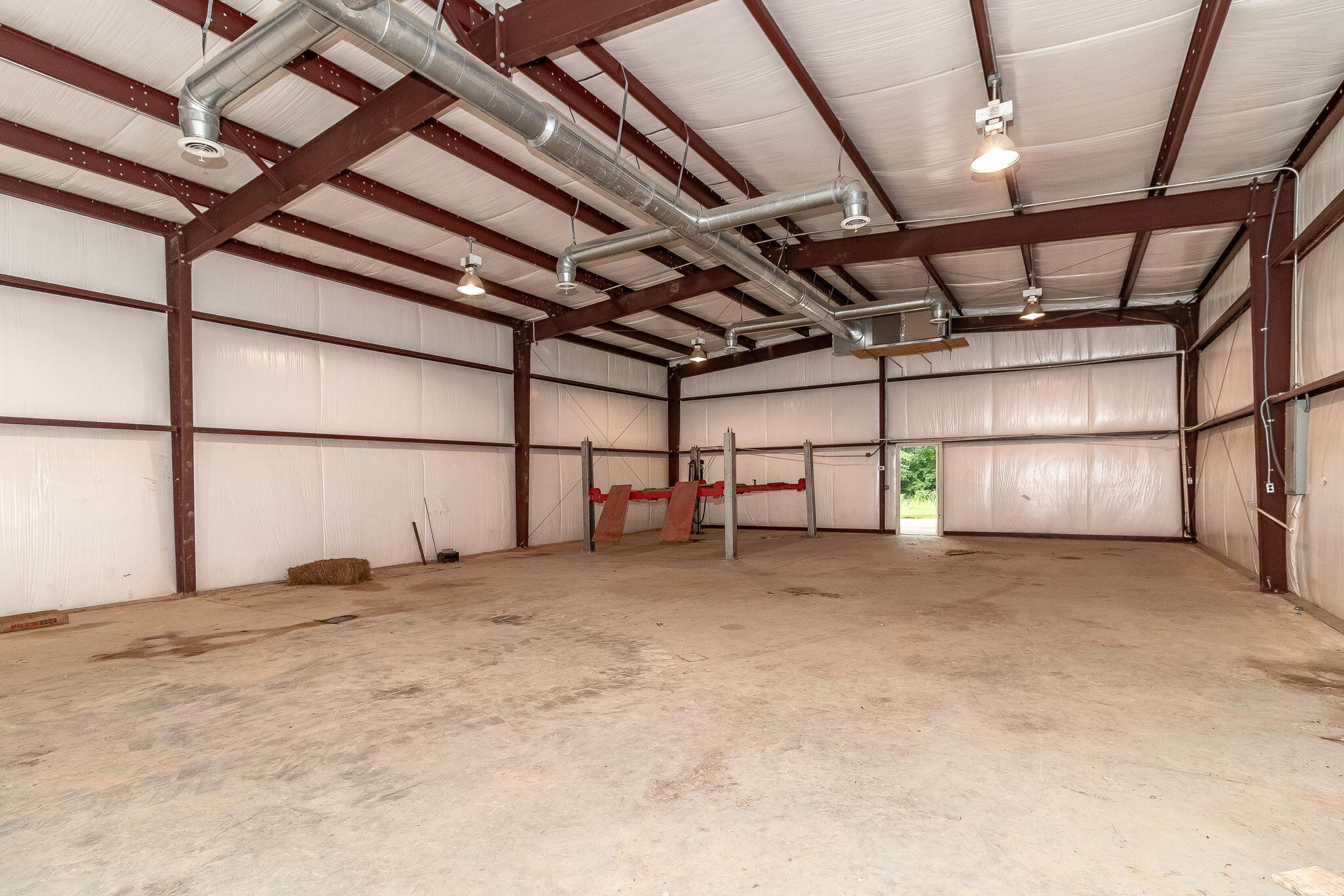 563 Lakewood Drive