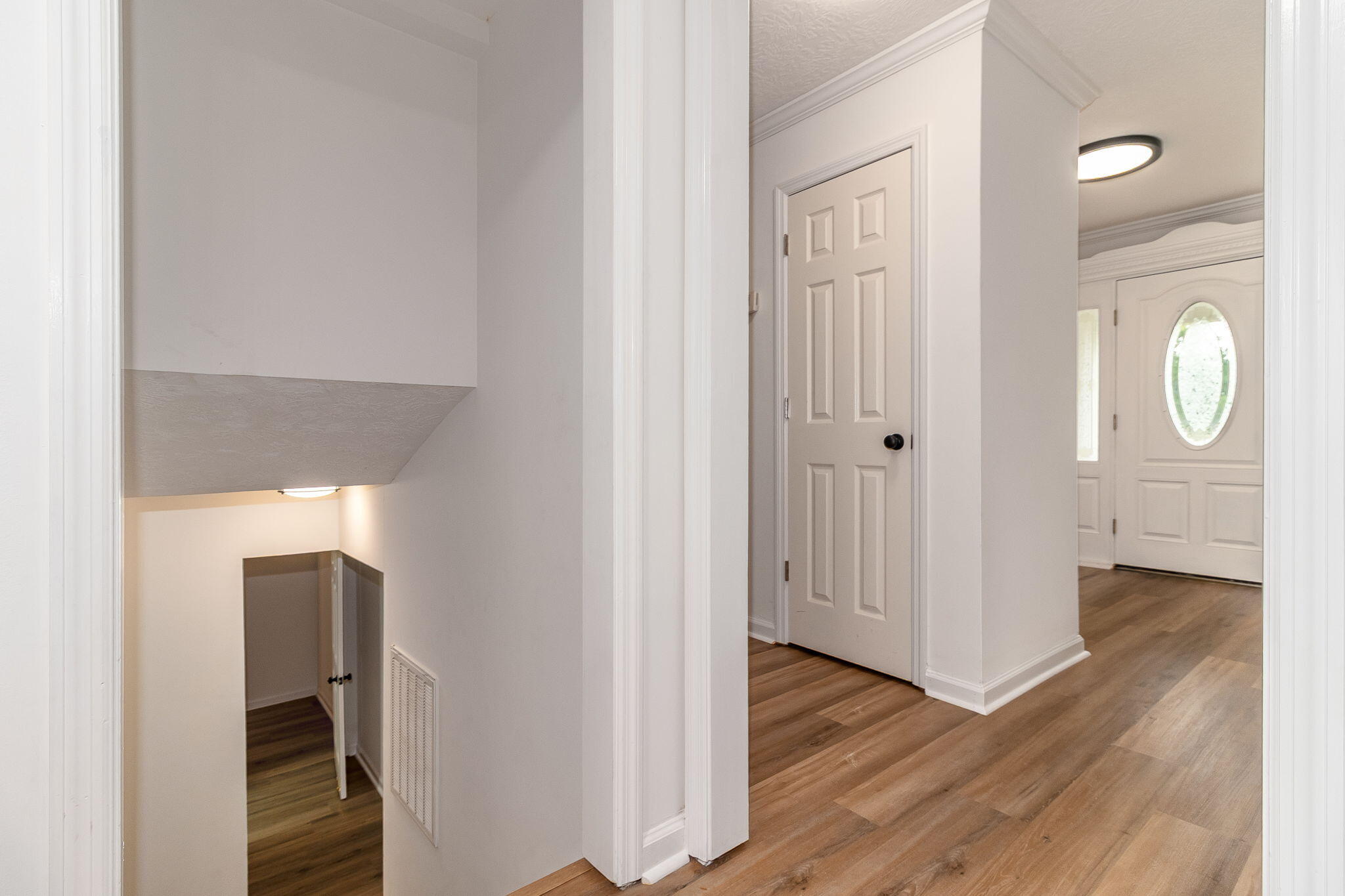 563 Lakewood Drive