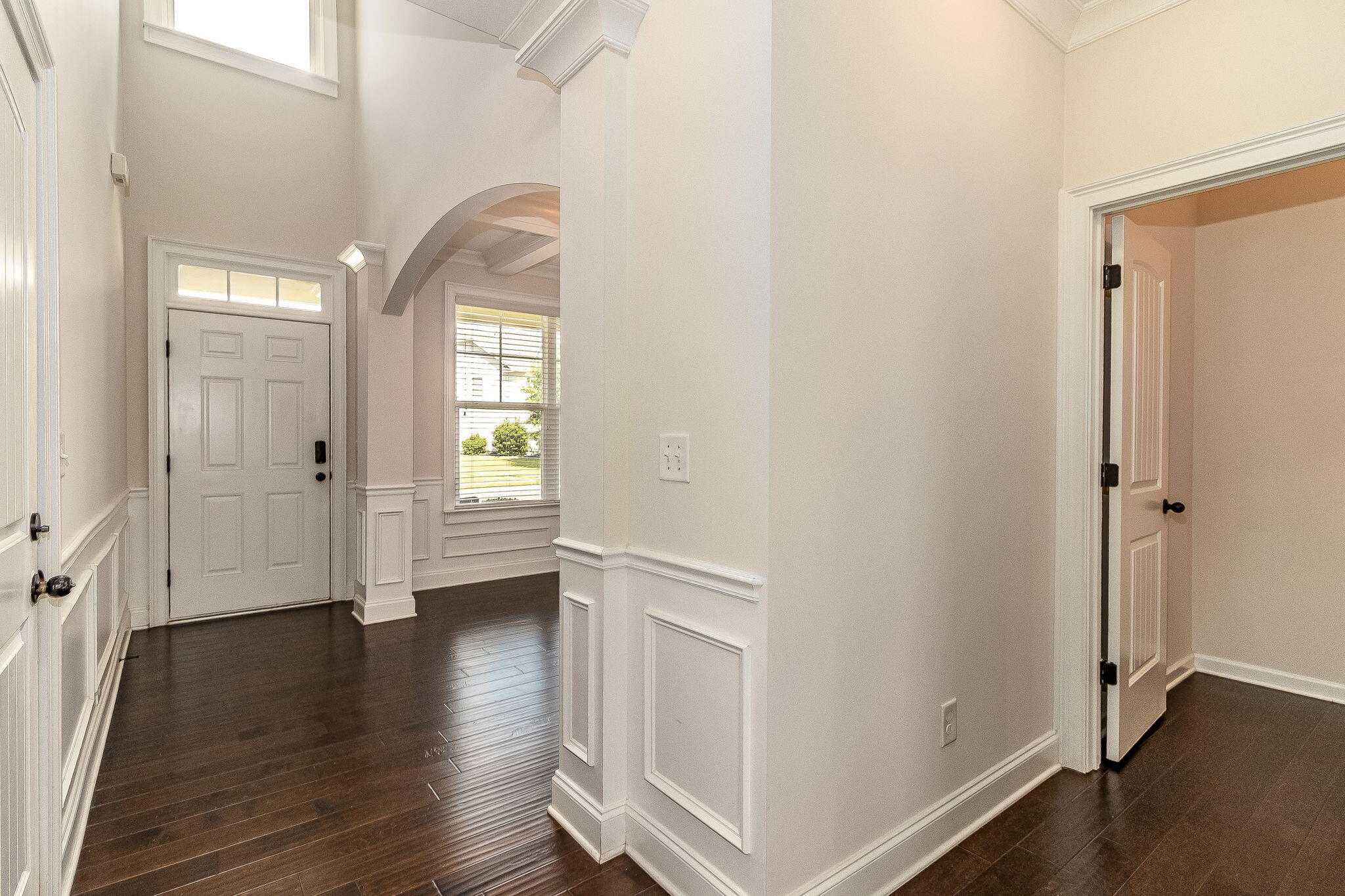 5629 Sunbury Loop