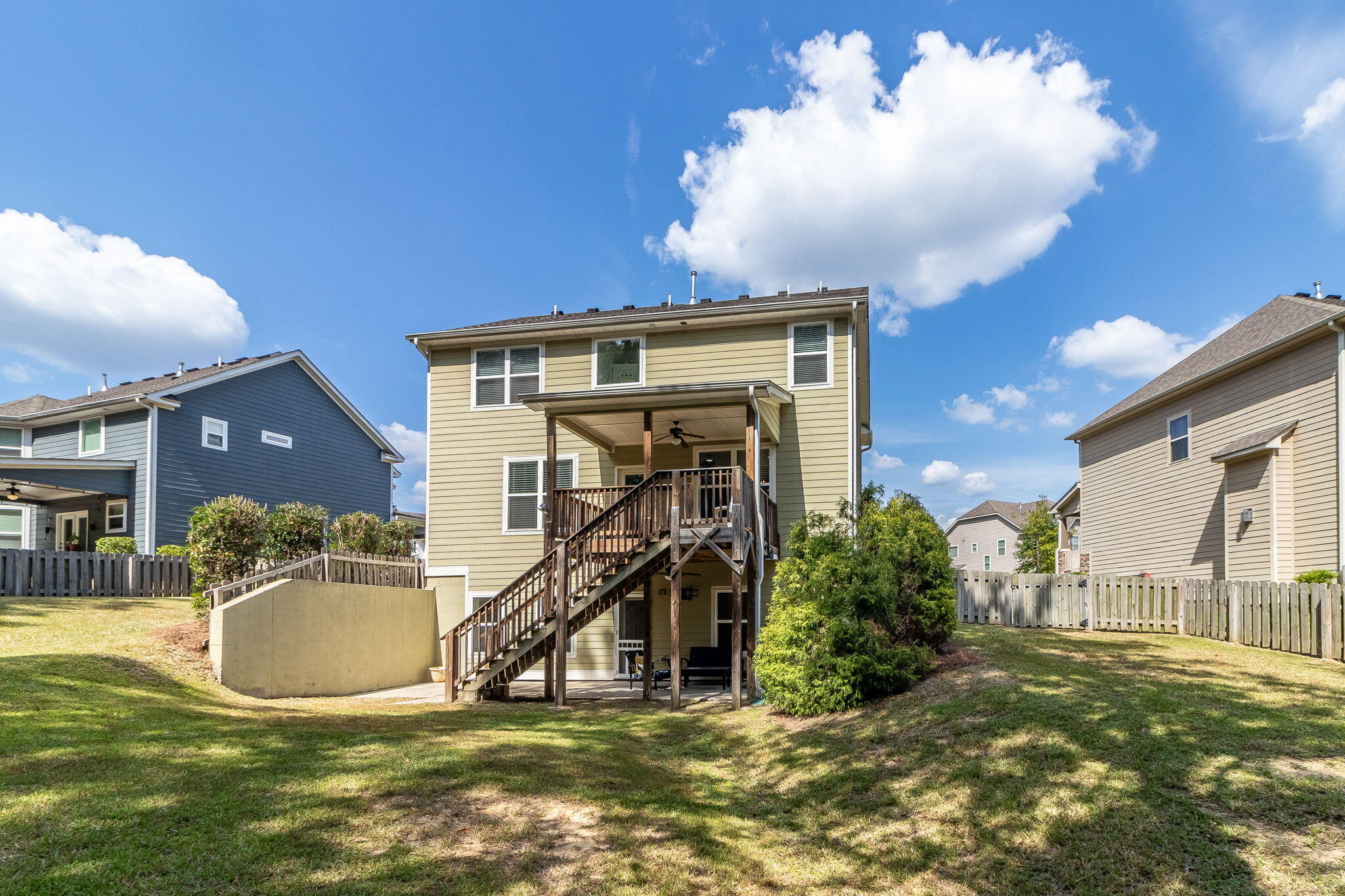 5629 Sunbury Loop