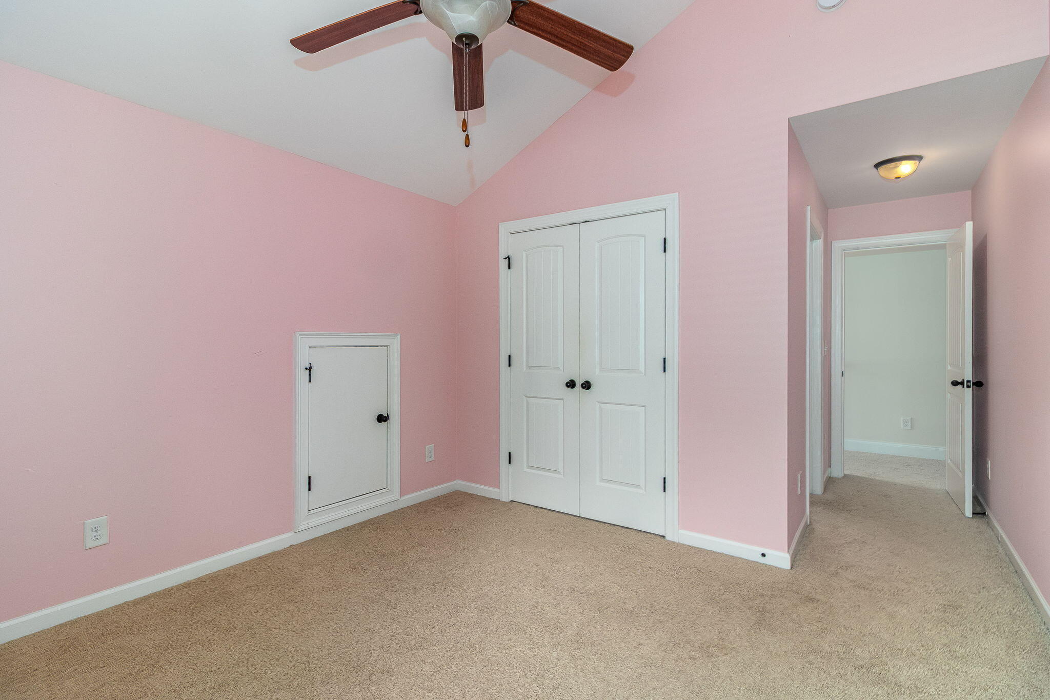5629 Sunbury Loop