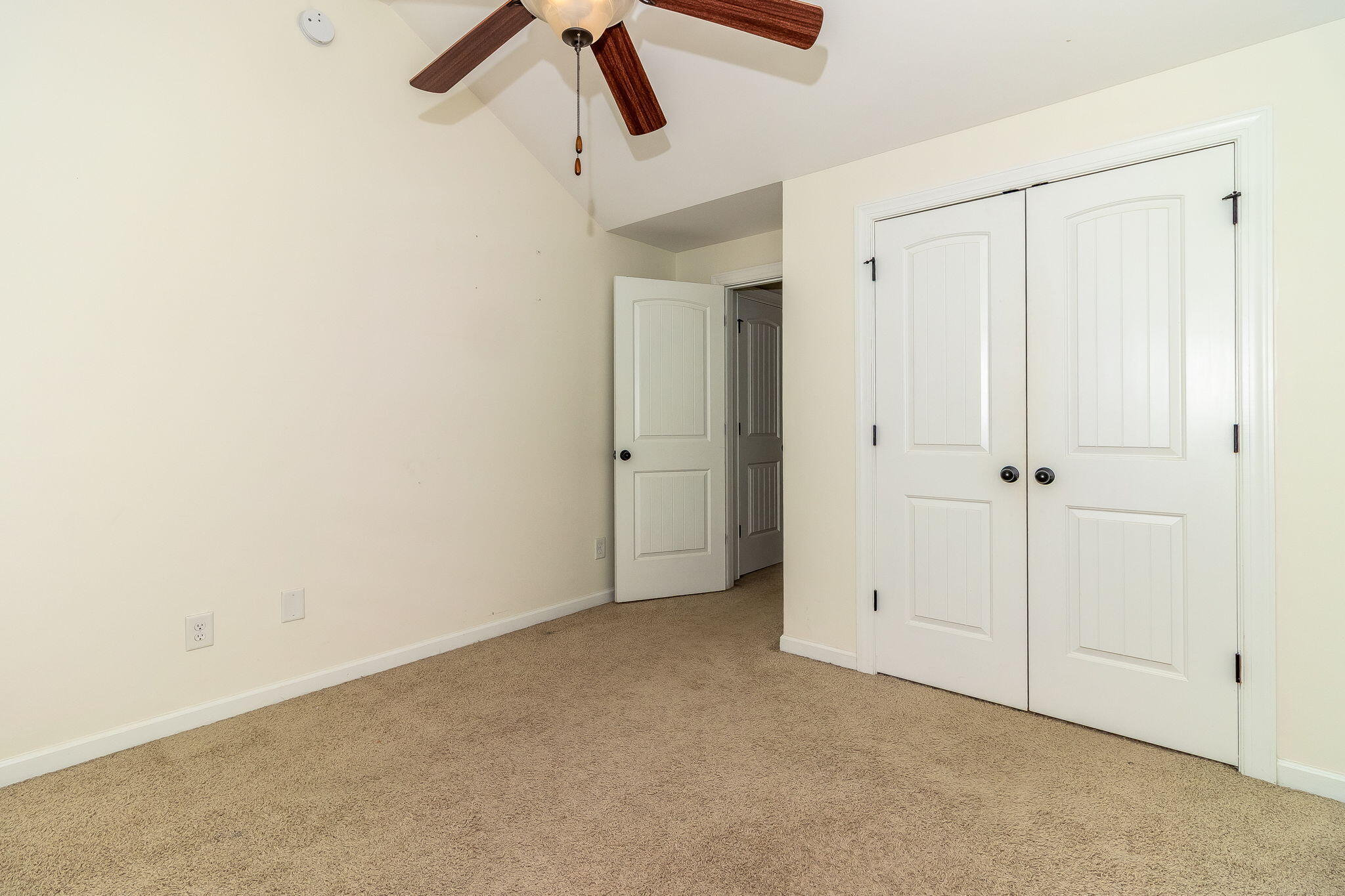 5629 Sunbury Loop