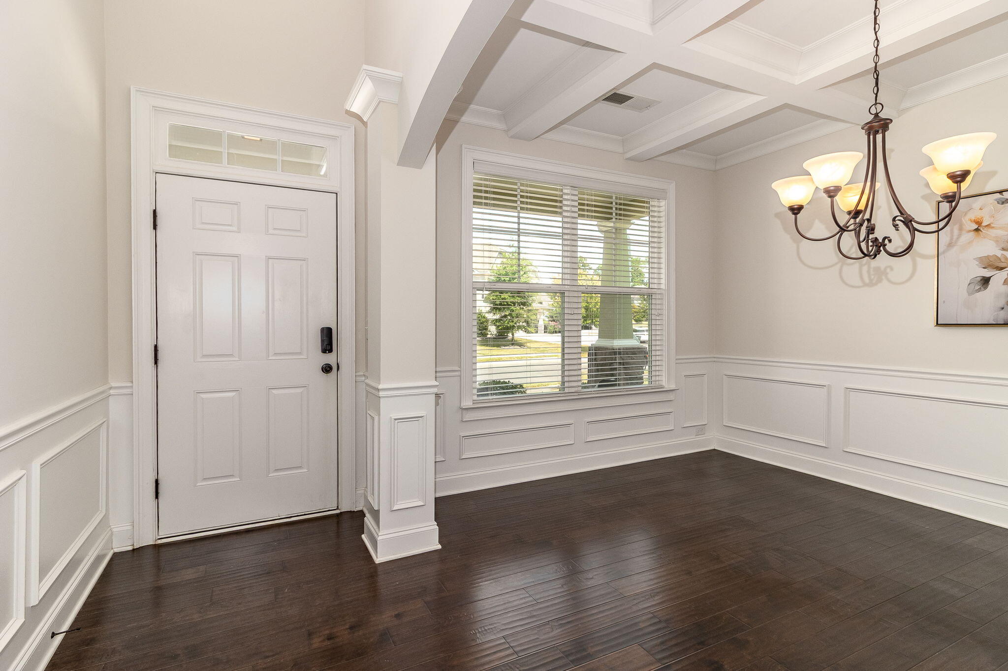 5629 Sunbury Loop