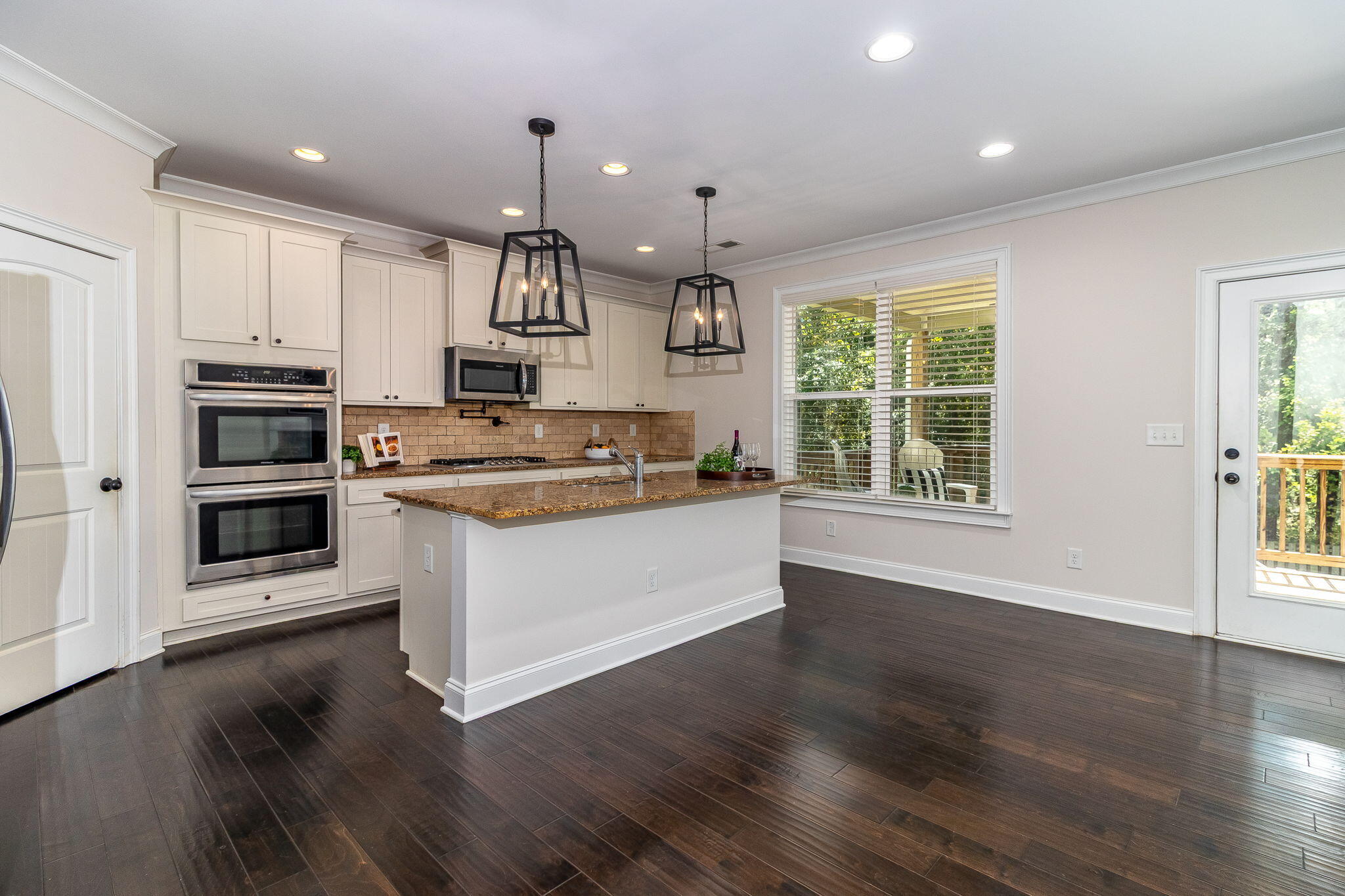 5629 Sunbury Loop