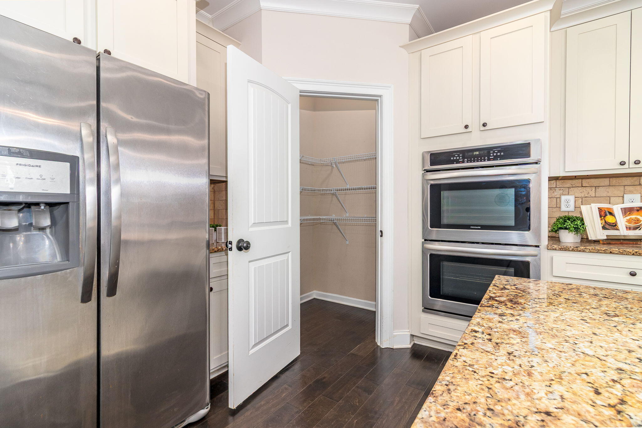 5629 Sunbury Loop