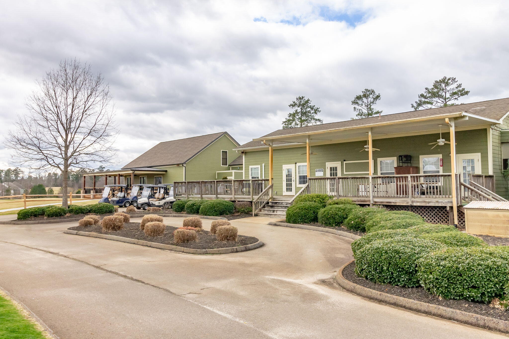 5629 Sunbury Loop