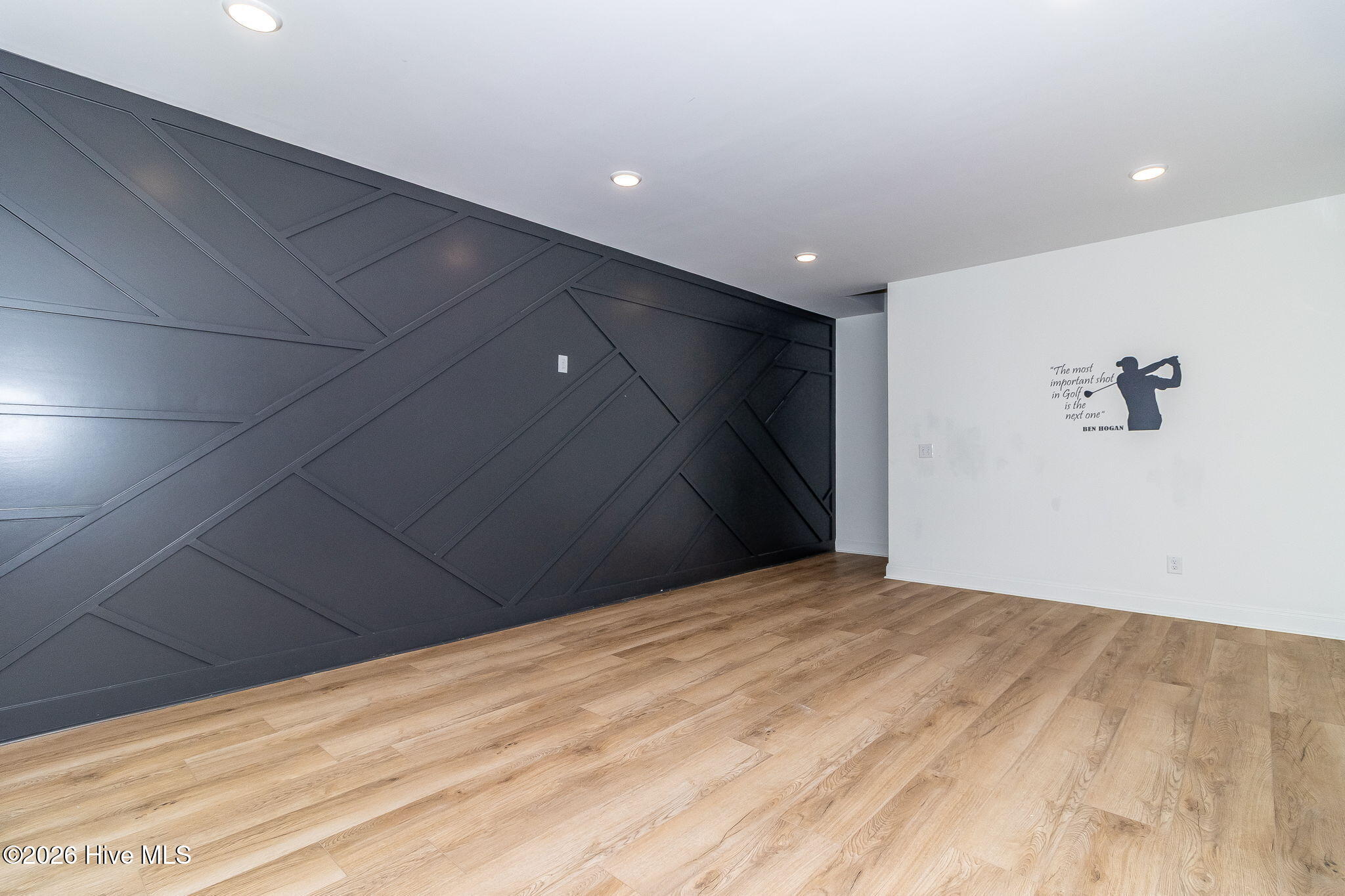 5629 Sunbury Loop