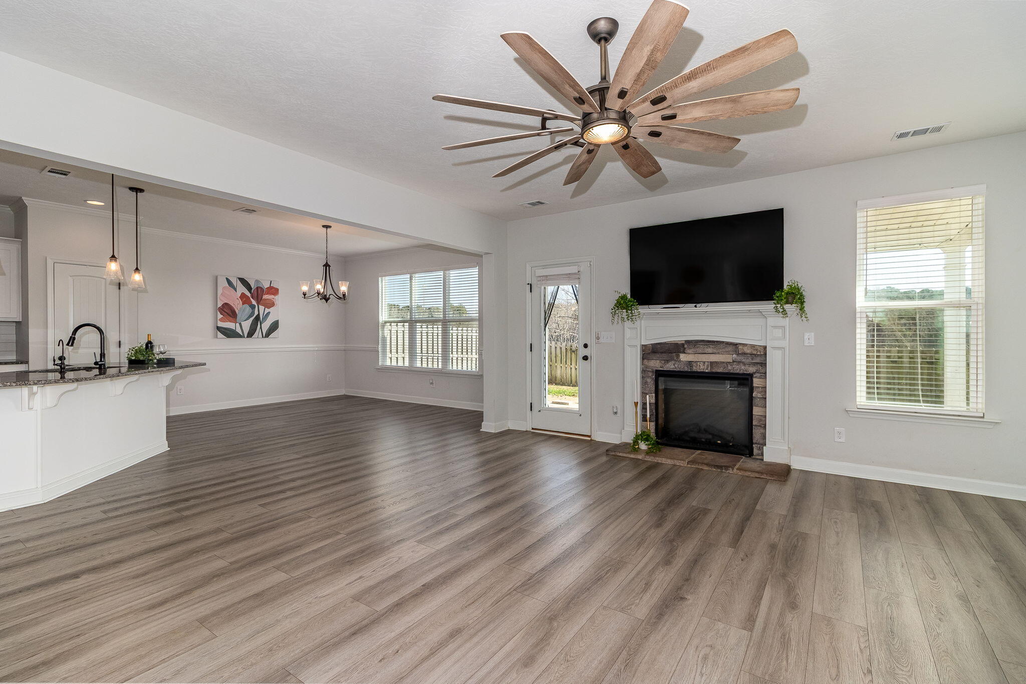 115 Dublin Loop