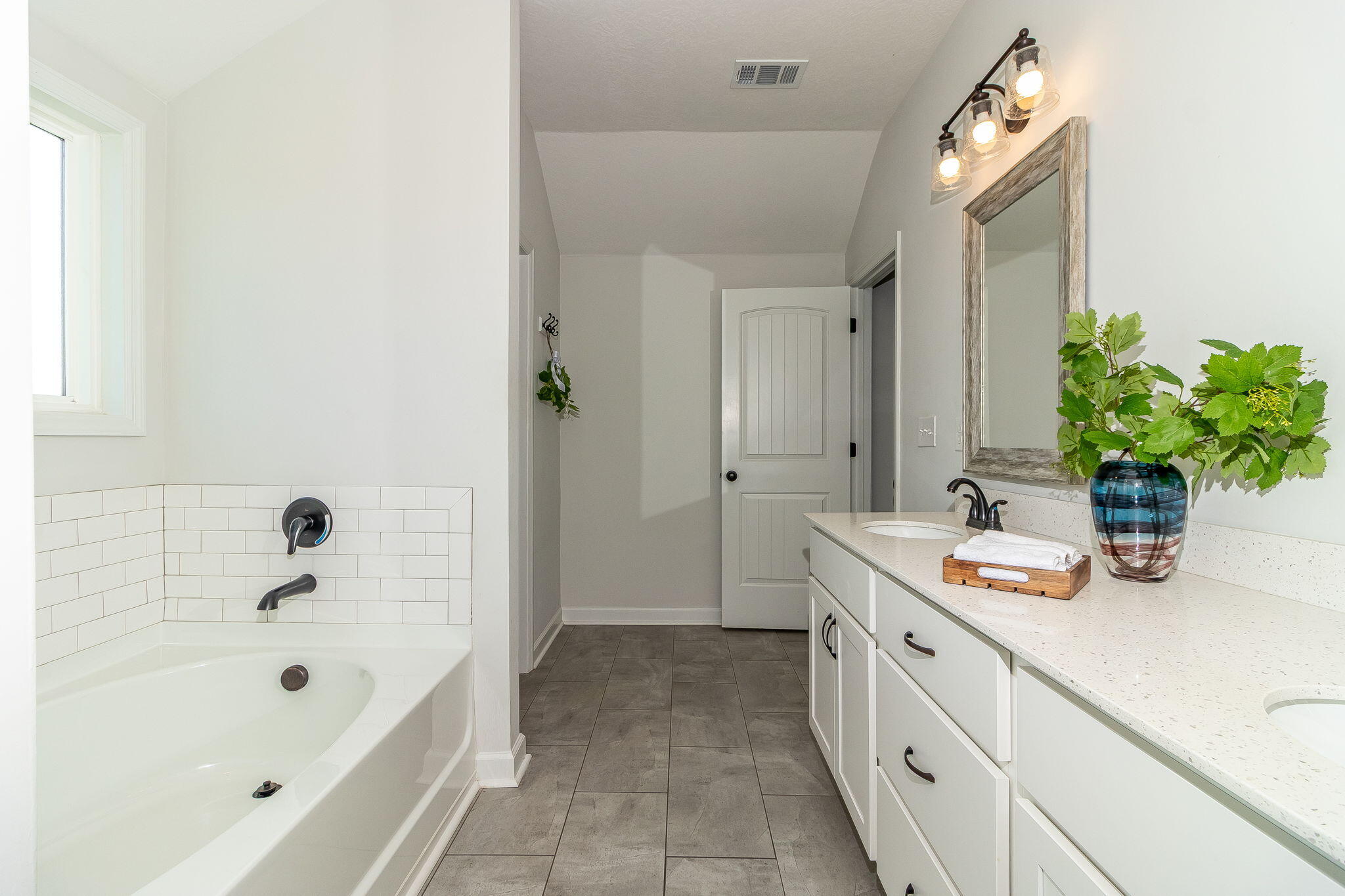 115 Dublin Loop