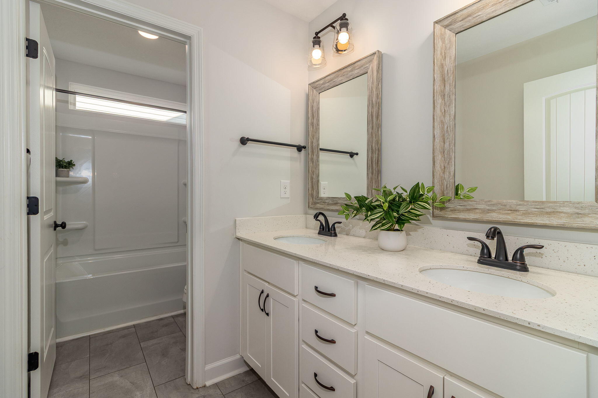115 Dublin Loop