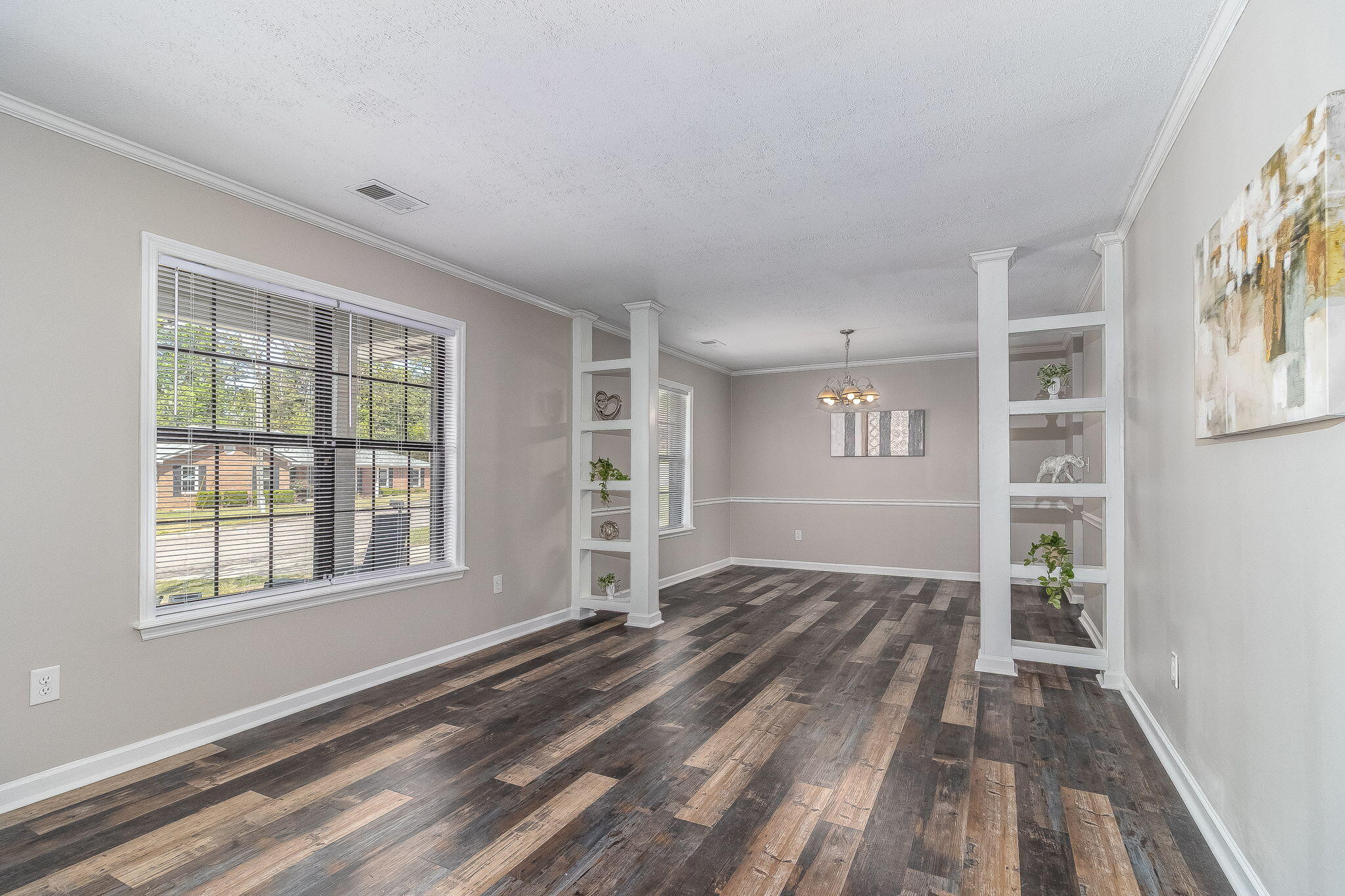 4344 Creekview Drive