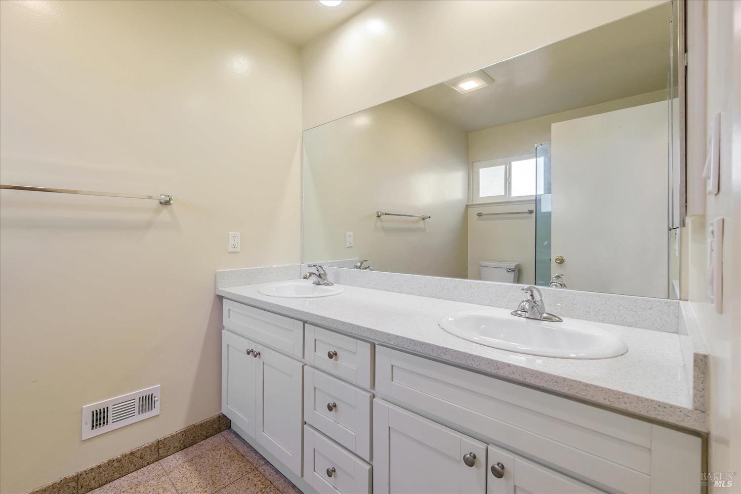 3435 Klamath Woods Place