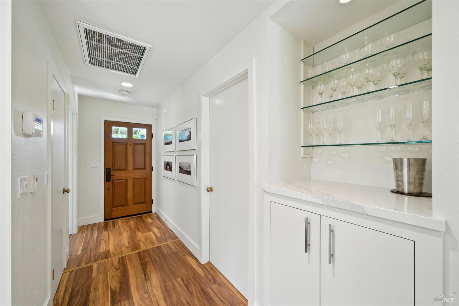 873 Oak Leaf Way